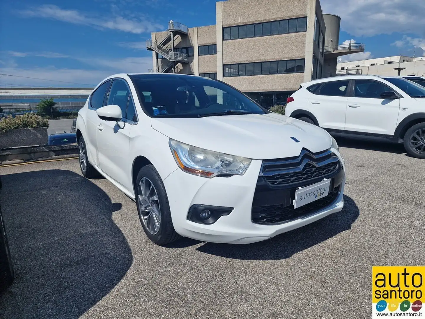 Citroen DS4 1.6 e-hdi airdream So Chic 110cv Blanc - 2