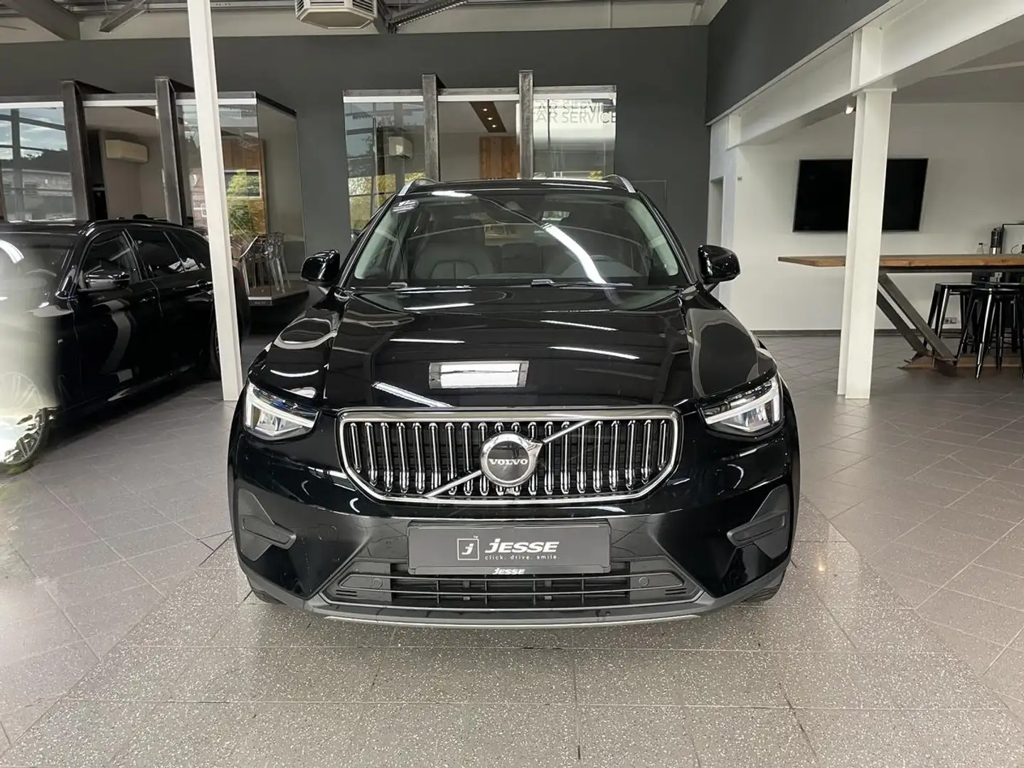 Volvo XC40 T4 Recharge Plus Bright LED Navi AHK Чёрный - 2