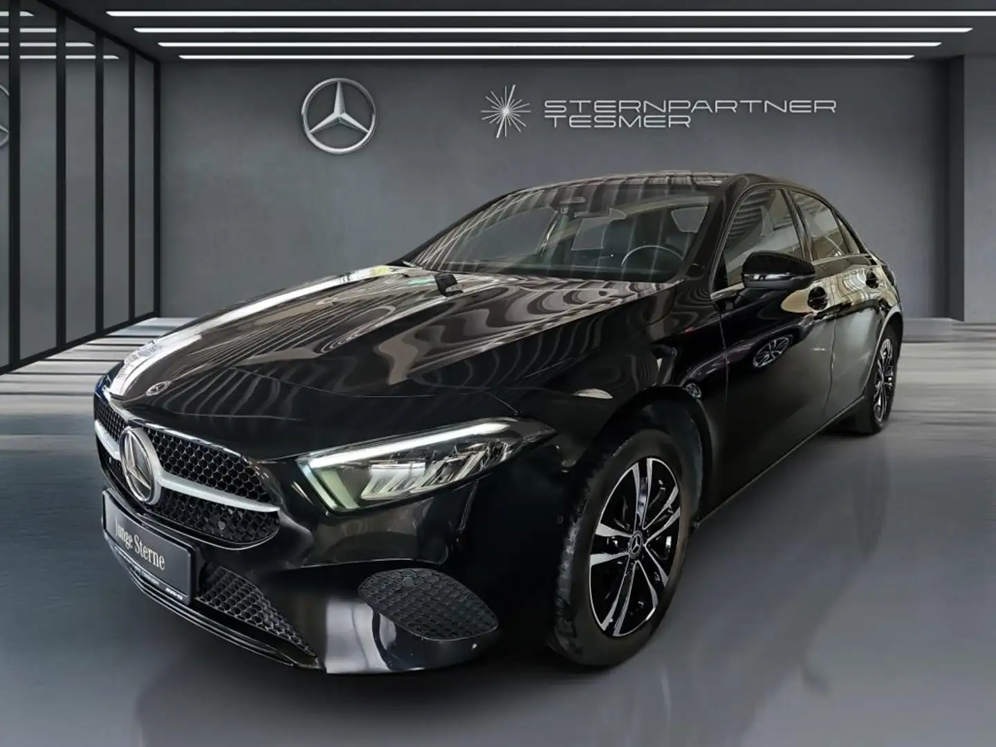 Mercedes-Benz A 250 e Limousine MBUX+LED+SITZHEIZUNG+KAMERA Schwarz - 1