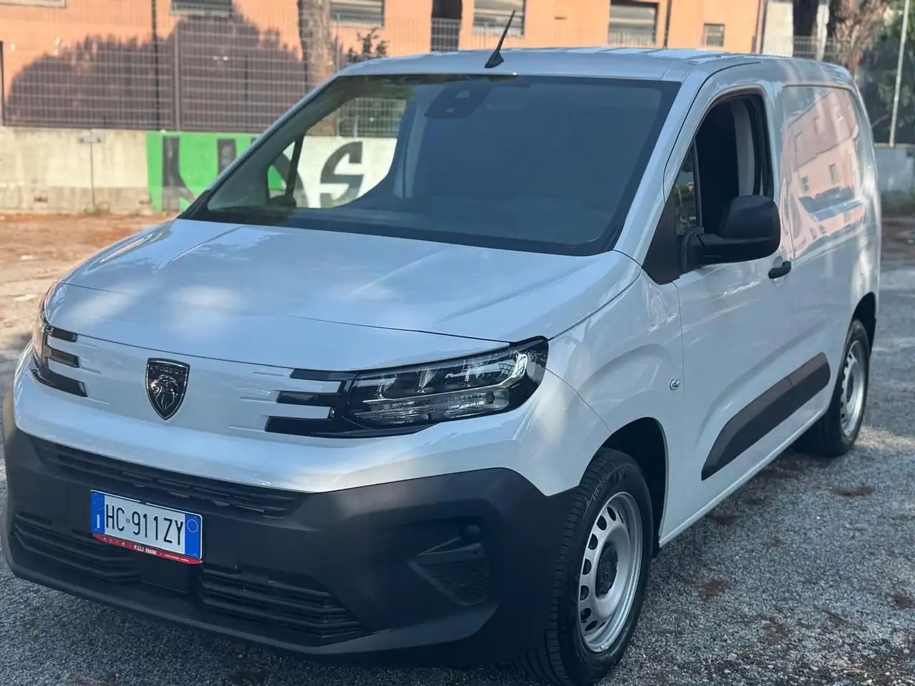 Peugeot Model not specified 2026