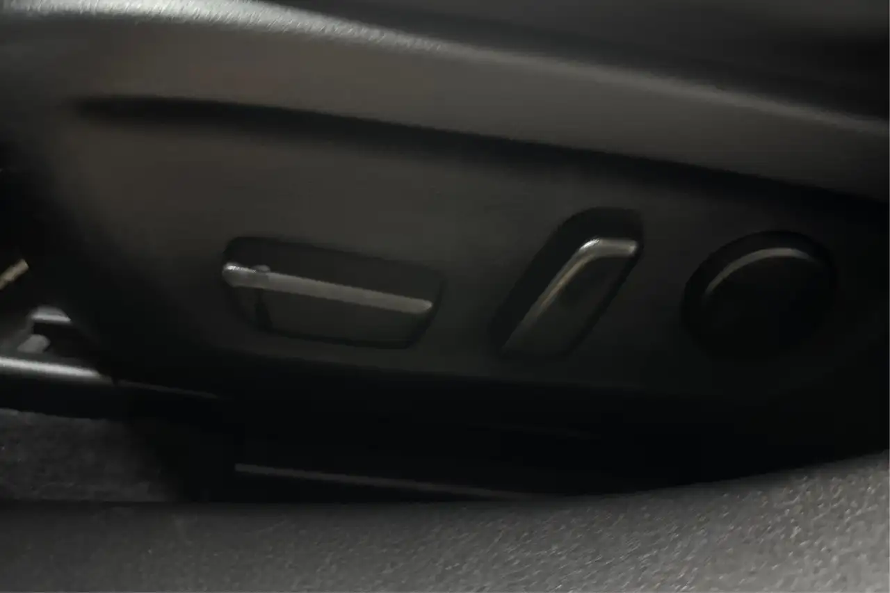 Mazda 3 снимка Mazda 3