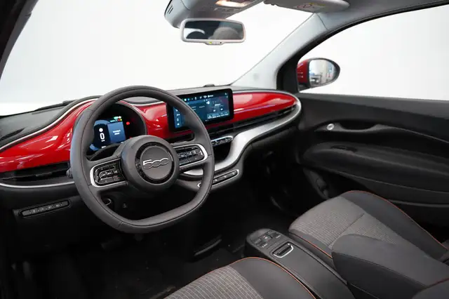 Fiat 500C view 5