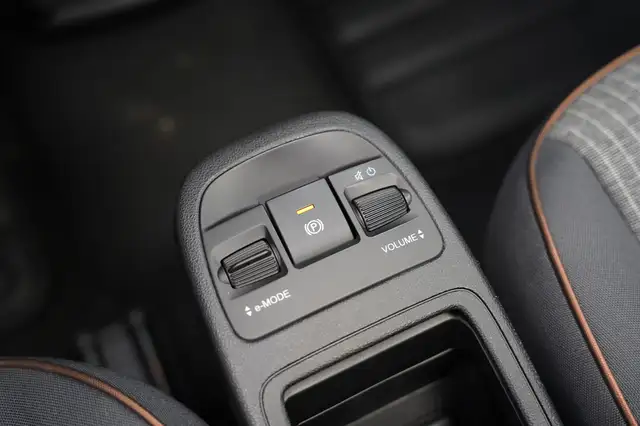 Fiat 500C view 12