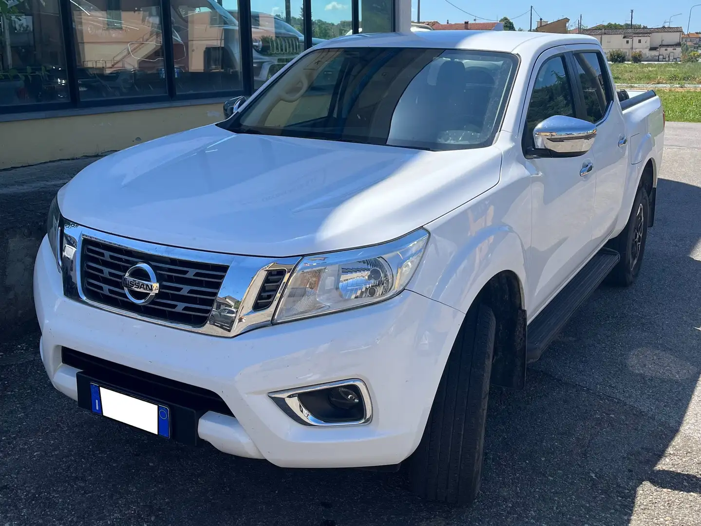 Nissan Navara Navara 2.3 dci d.cab N-Connecta 4wd 163cv my19 Bianco - 2