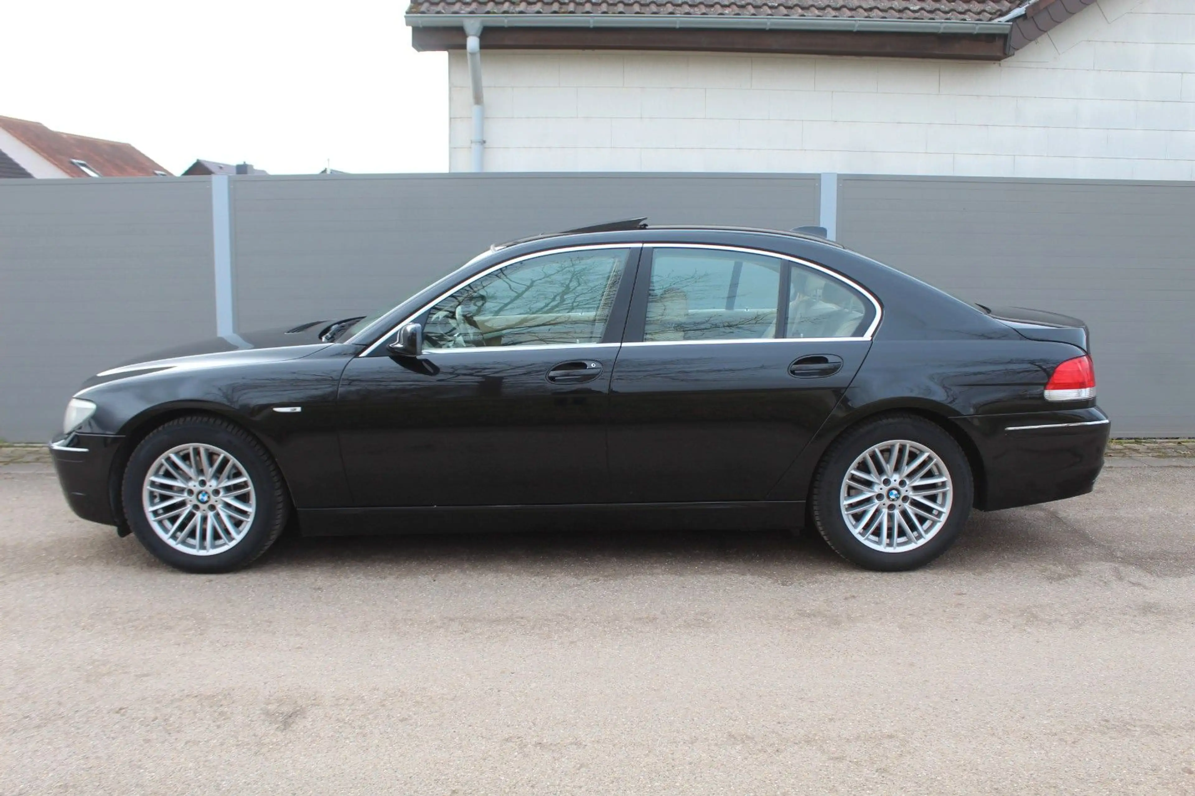 BMW 730 d A — photo 2
