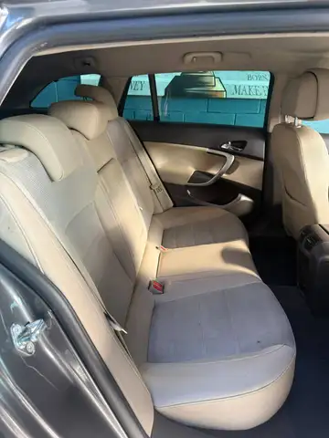 Opel Insignia view 7