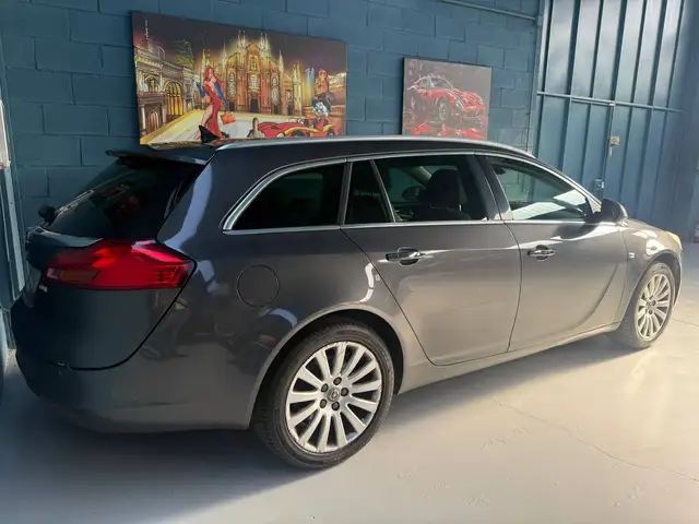 Opel Insignia view 5