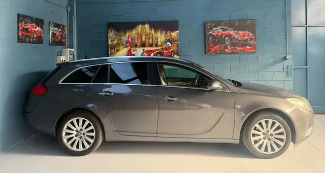 Opel Insignia view 3