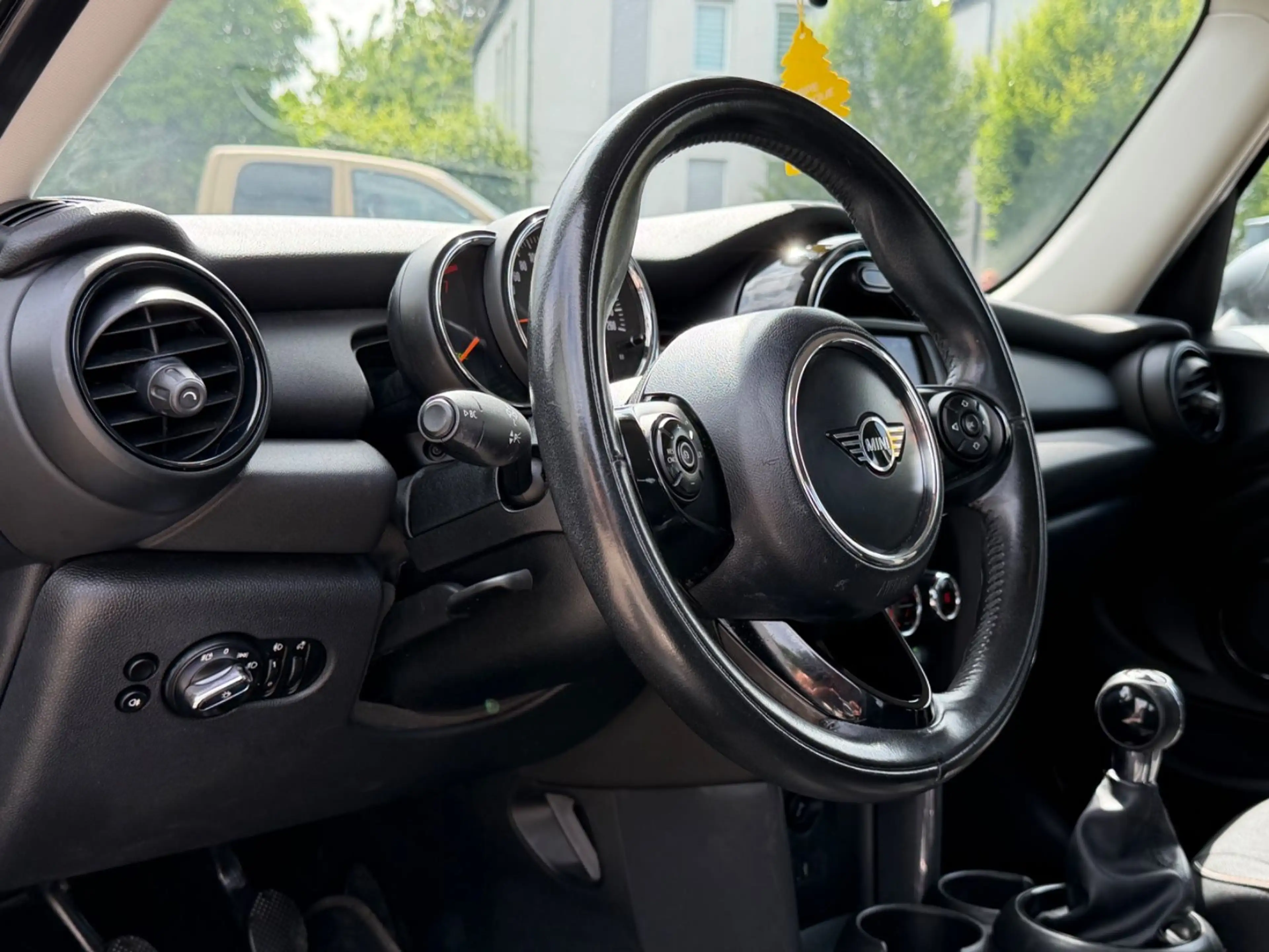 MINI One Mini 5-trg. One 1.5 — photo 11
