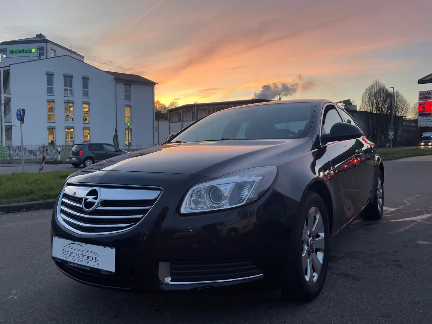 Opel Insignia A Lim. Edition*GEPFLEGT*2.HD*XENON*NAVI Schwarz - 1