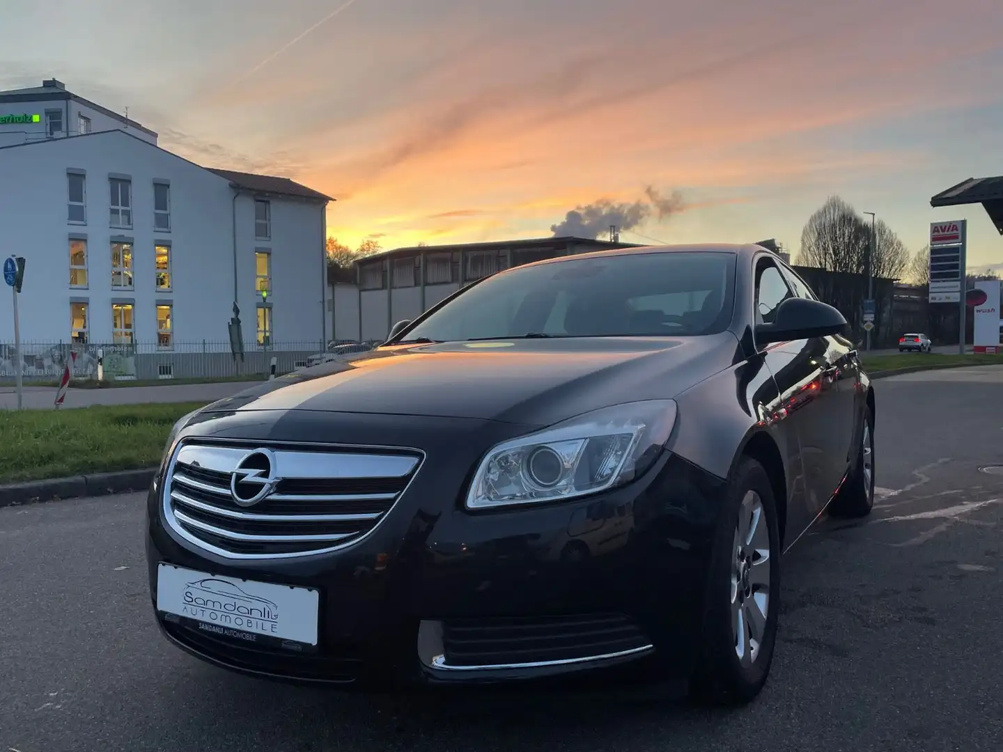 Opel Insignia A Lim. Edition*GEPFLEGT*2.HD*XENON*NAVI Schwarz - 2