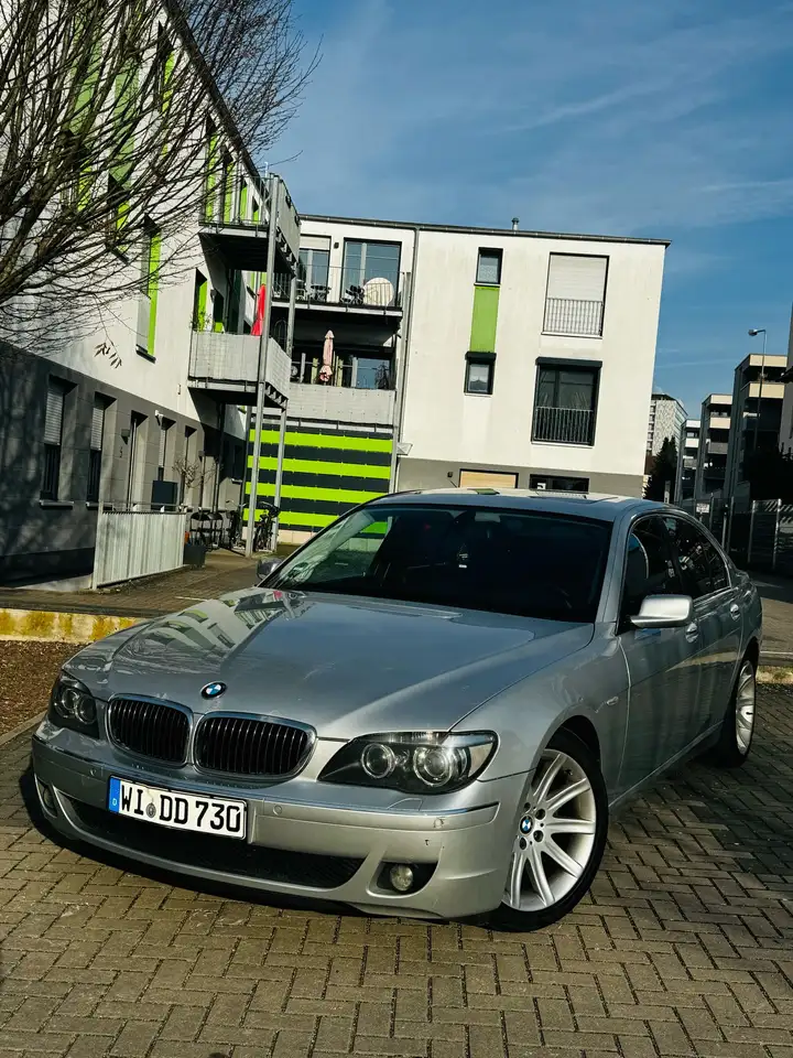 BMW 730