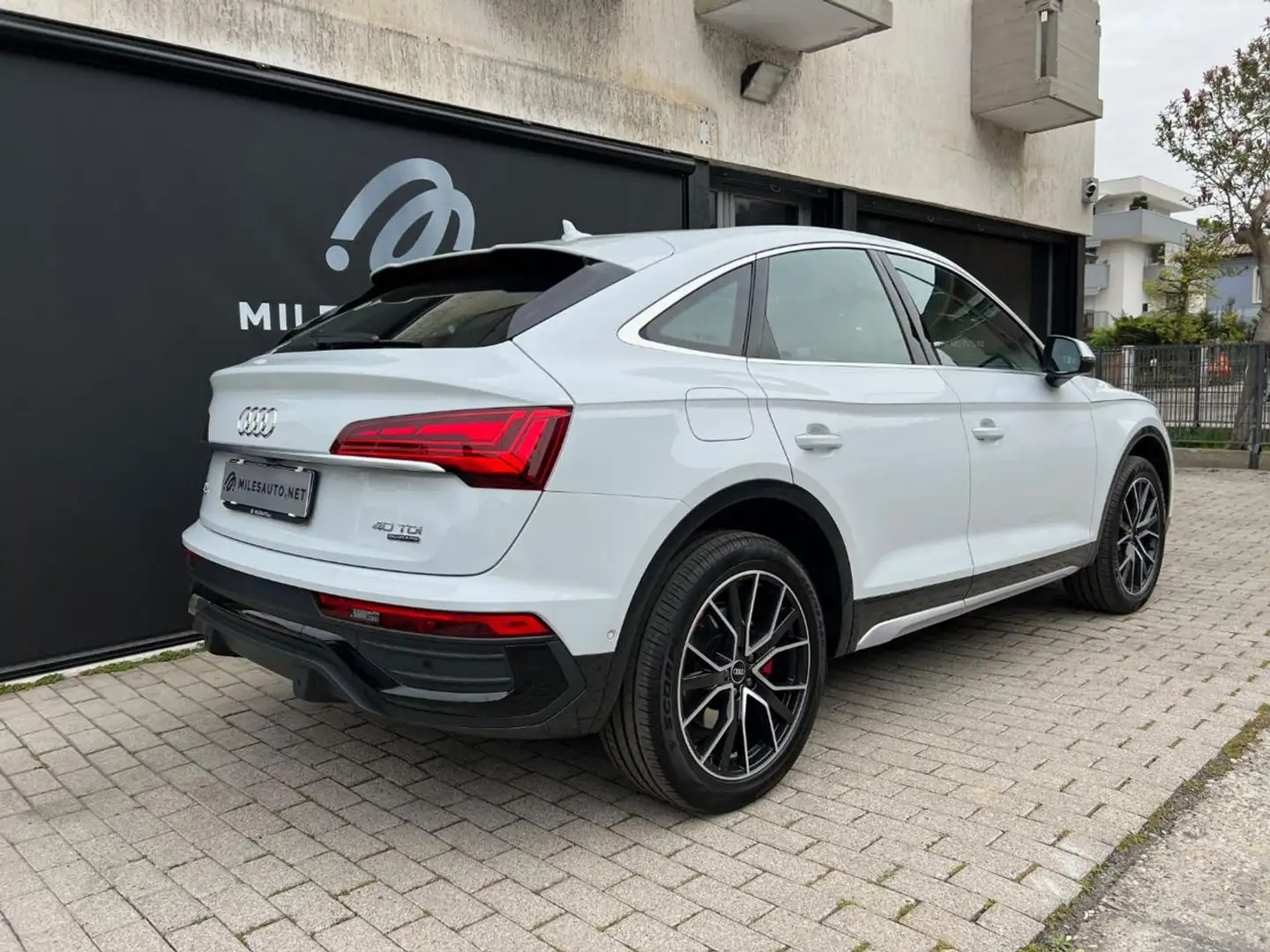 Audi Q5 SPB 40 TDI quattro S tronic 20" RATA DA 699 € Bianco - 2