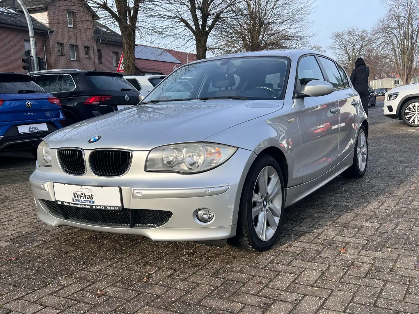 BMW 120 d 1 Limousine Automatik Silber - 2