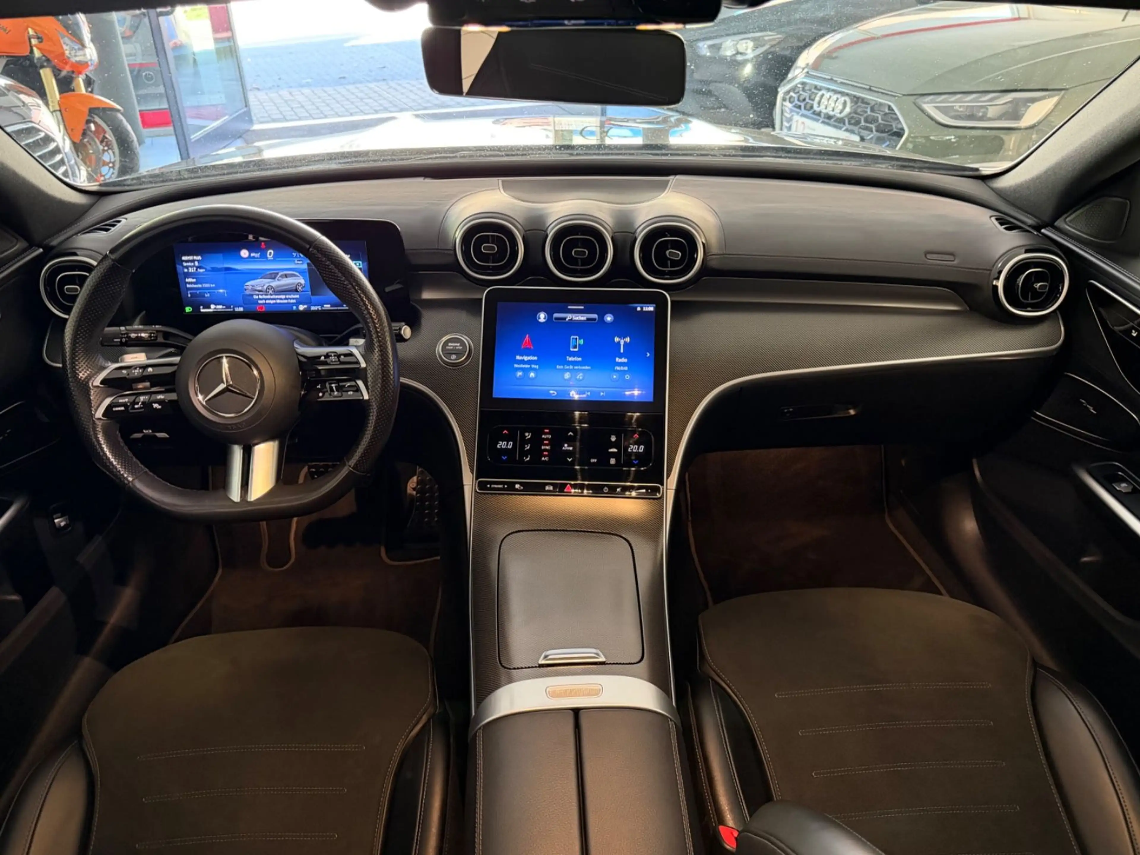 Mercedes-Benz C 300 C300D,AMG-Line,1-Hand,AHK,Night-Paket,Navi,Kamer — photo 11