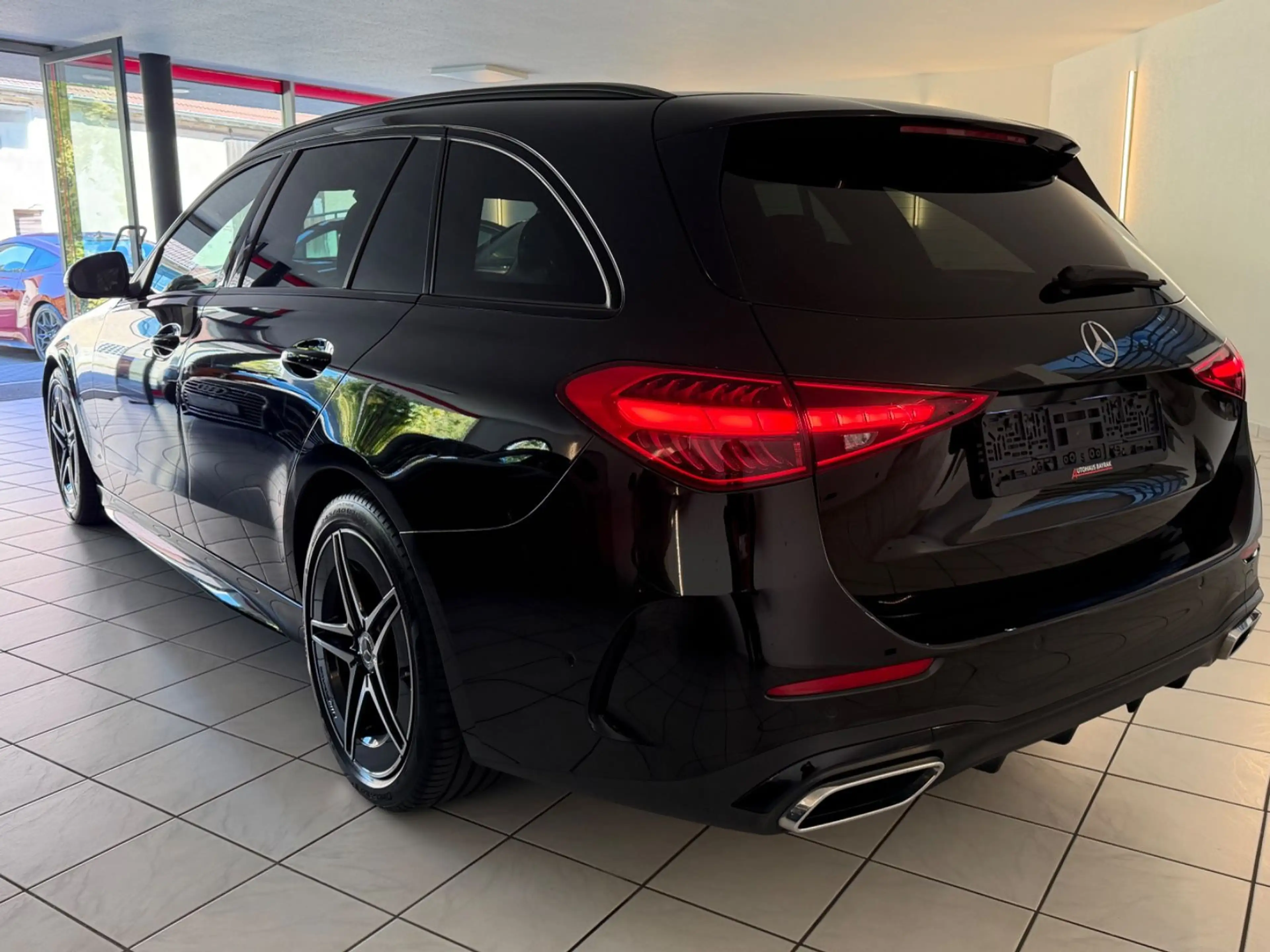 Mercedes-Benz C 300 C300D,AMG-Line,1-Hand,AHK,Night-Paket,Navi,Kamer — photo 5