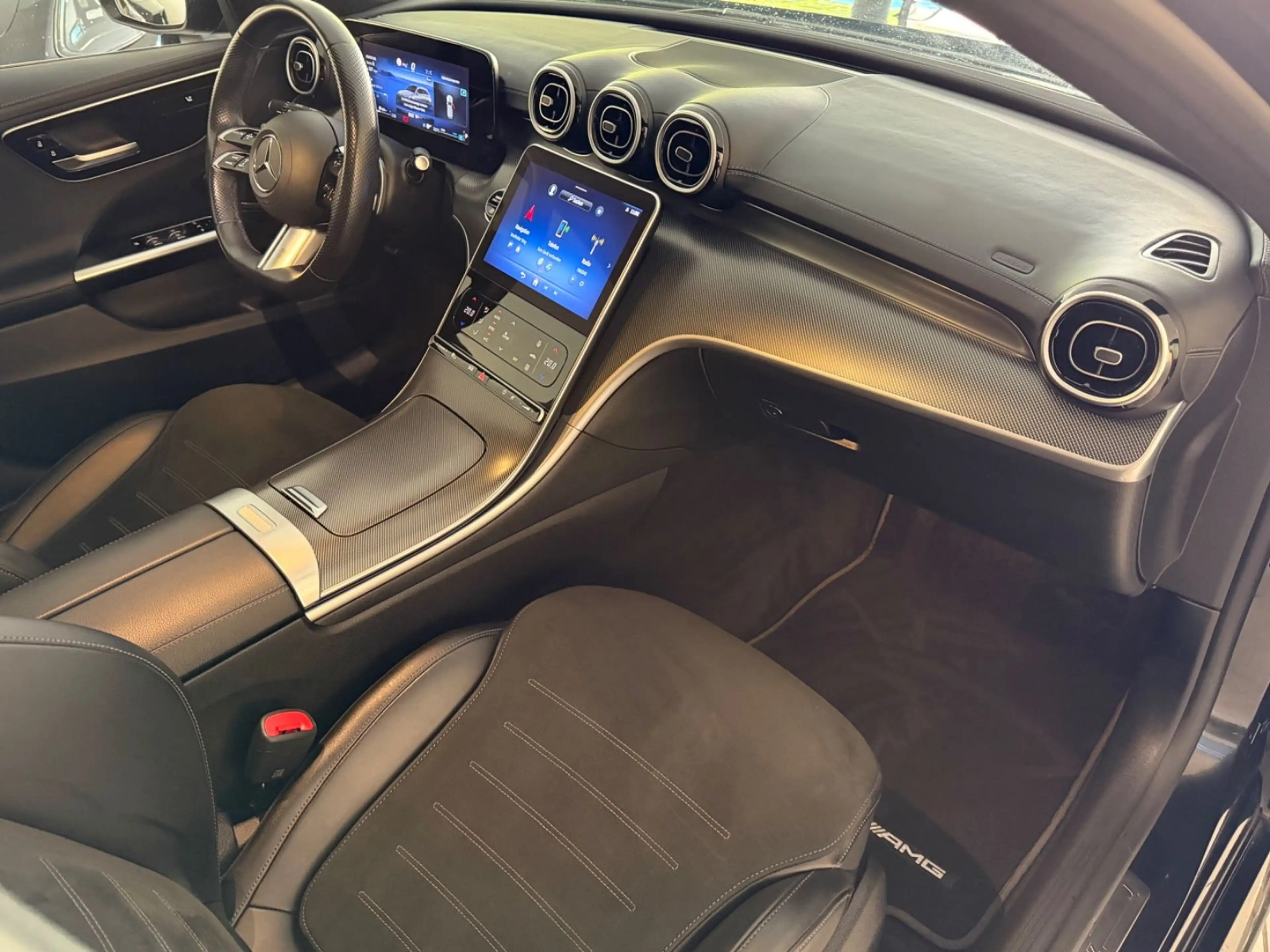 Mercedes-Benz C 300 C300D,AMG-Line,1-Hand,AHK,Night-Paket,Navi,Kamer — photo 12