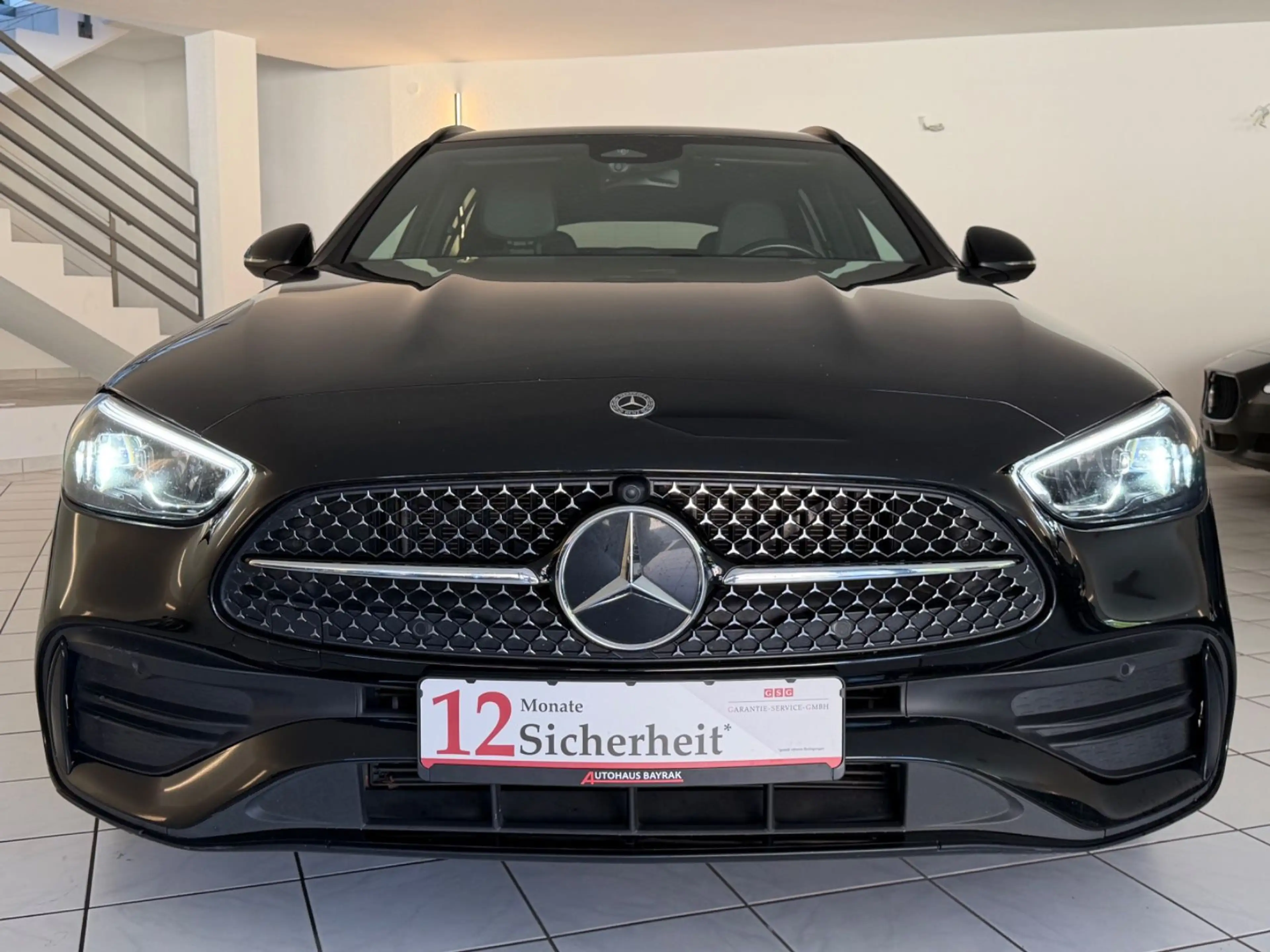 Mercedes-Benz C 300 C300D,AMG-Line,1-Hand,AHK,Night-Paket,Navi,Kamer — photo 2