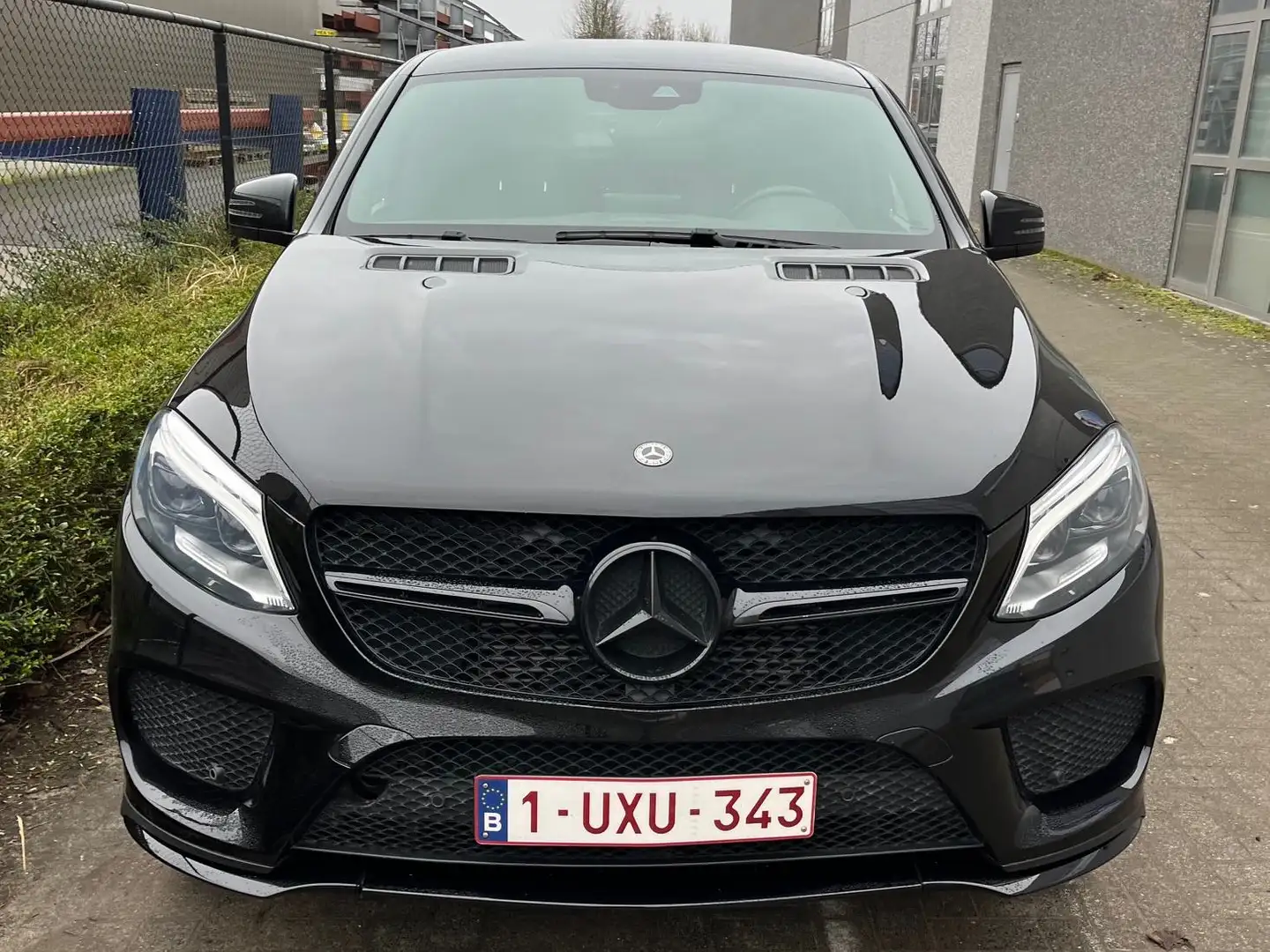 Mercedes-Benz GLE 350 GLE 350 d Coupe 4Matic 9G-TRONIC AMG Line Zwart - 2