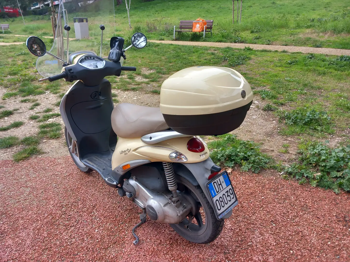 Piaggio Liberty 150 Bej - 2
