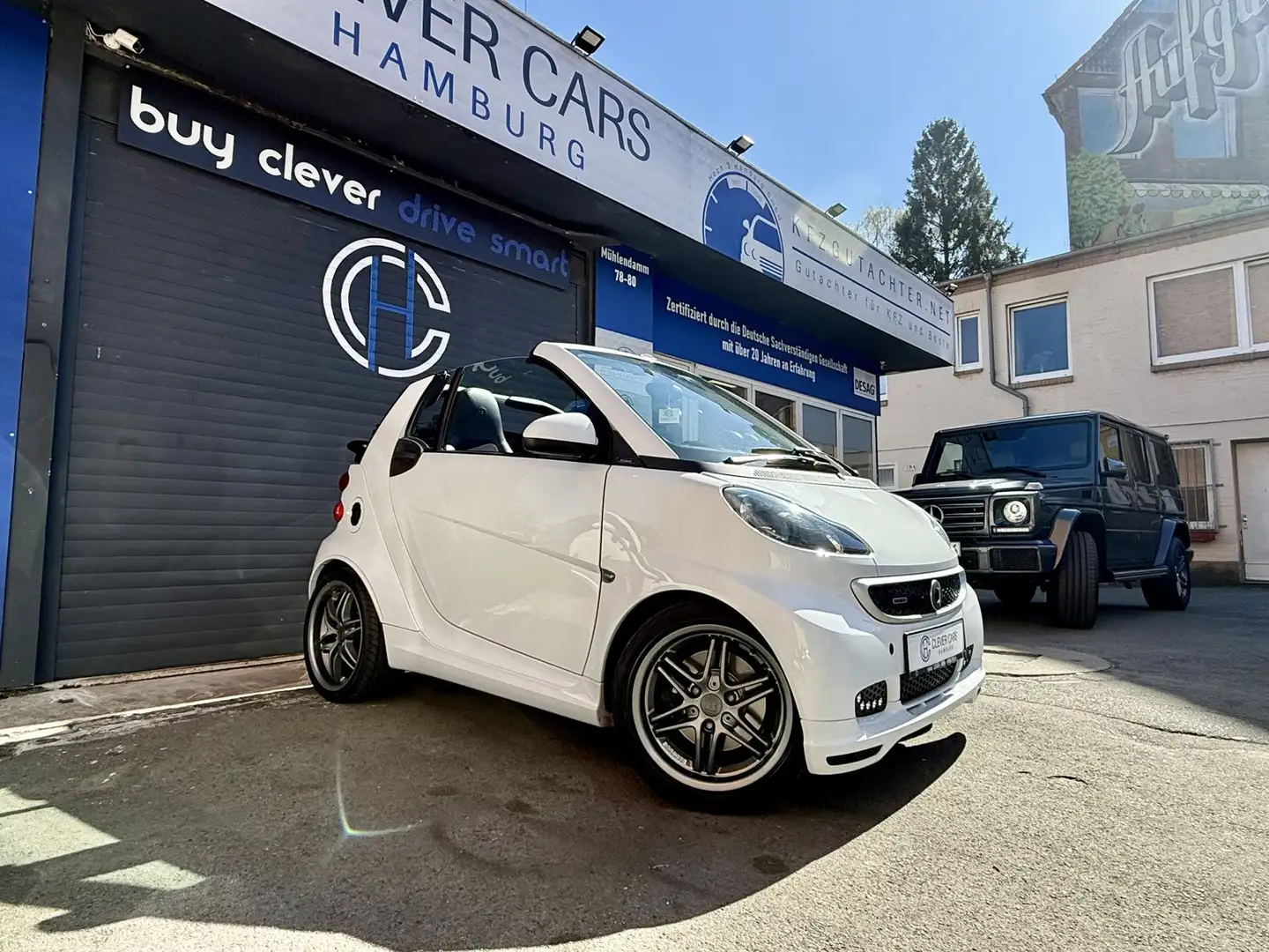 smart forTwo CABRIO*BRABUS XCLUSIVE*NAVI*SOUND*LED*F1 Blanc - 1
