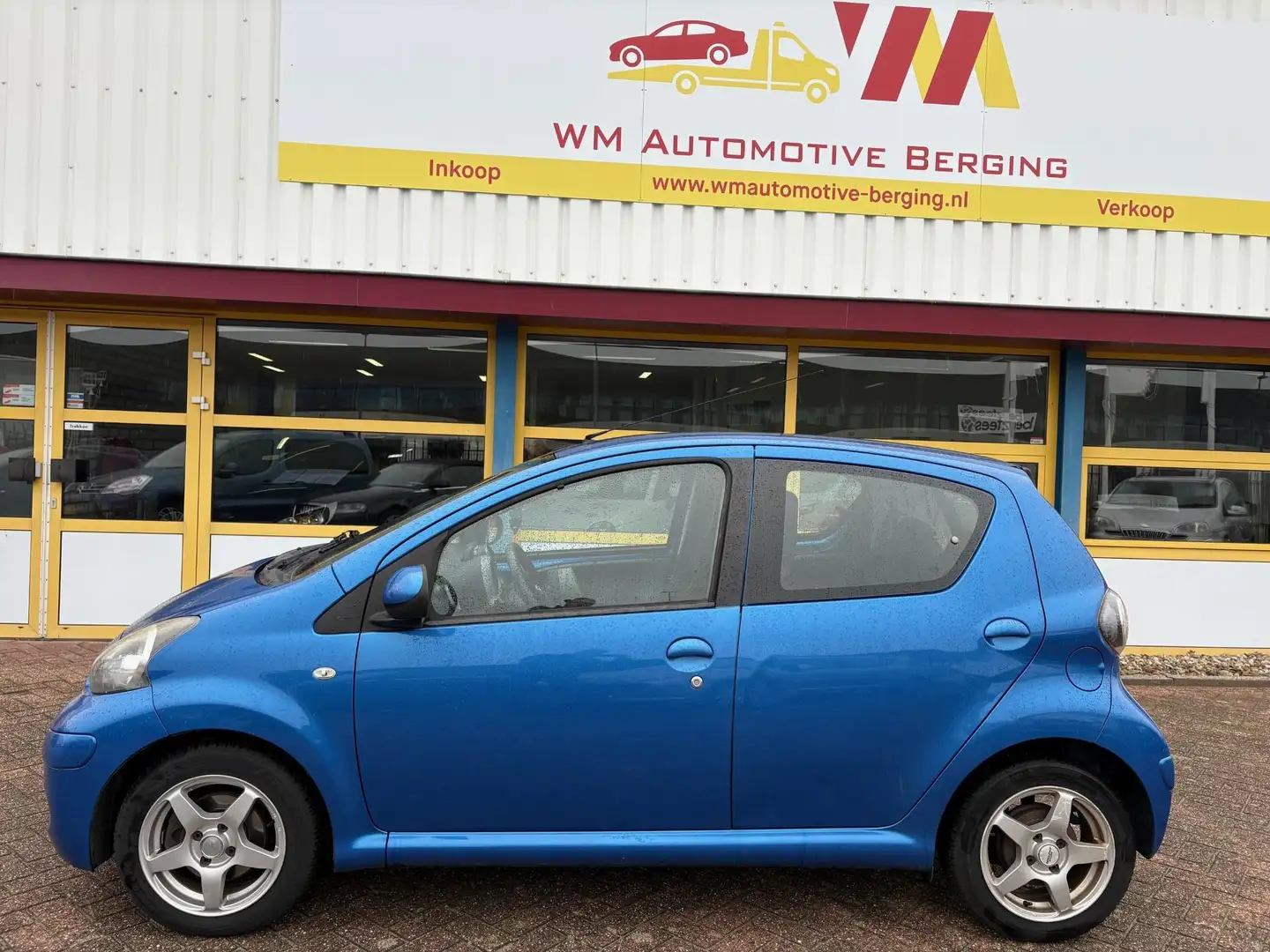 Toyota Aygo 1.0-12V Comfort Navigator APK T/M 3-5-2026 Blauw - 2