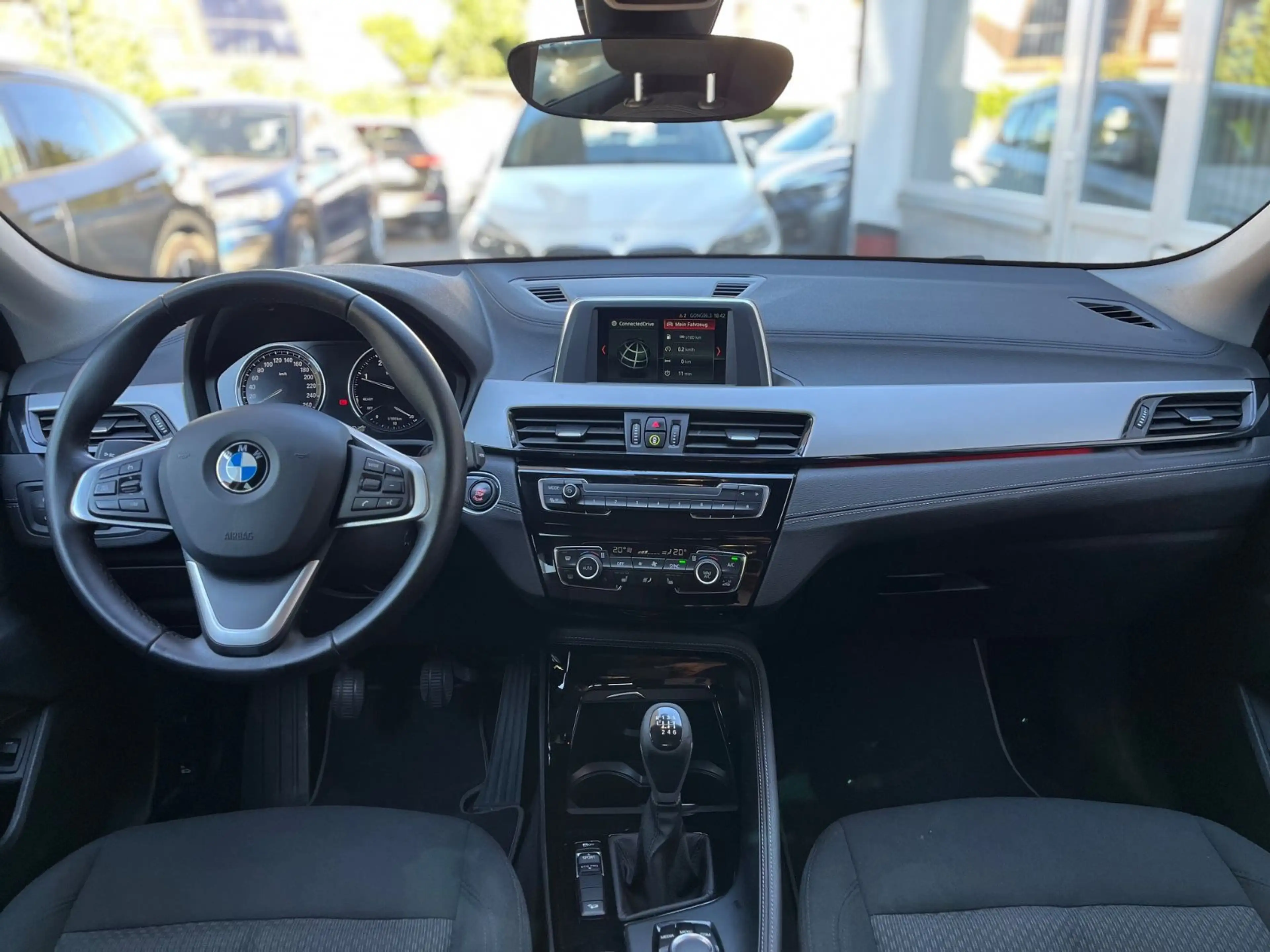 BMW X2 xDrive 18 d Advantage LED+Rückfahrkamera — photo 8