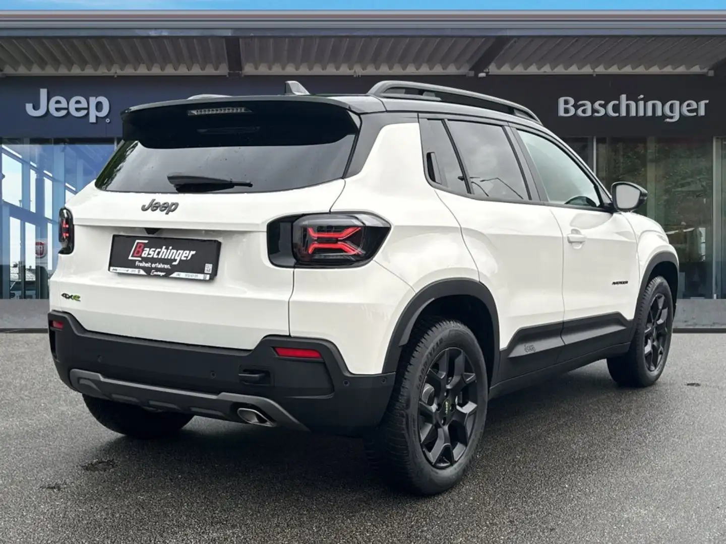 Jeep Avenger 1.2 T3 e-Hybrid 4xe Overland e-DCT6 Blanc - 2