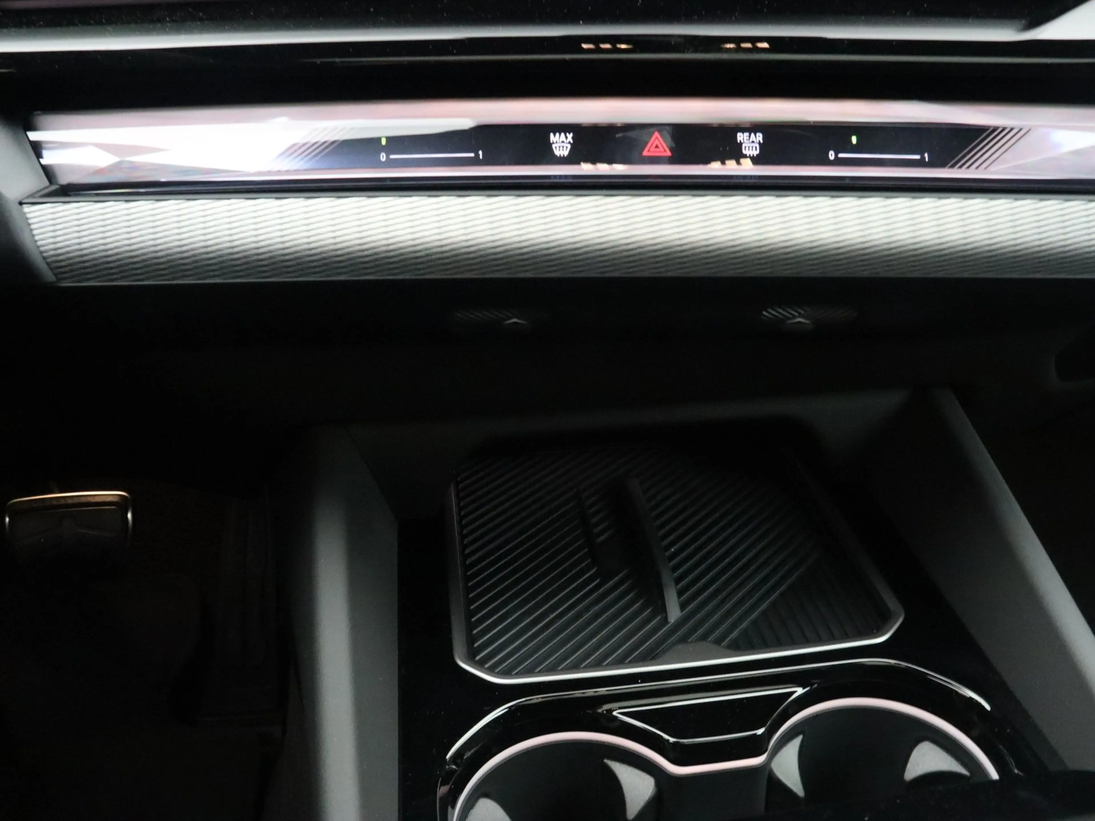 BMW i5 Touring eDrive40 84 kWh — photo 15
