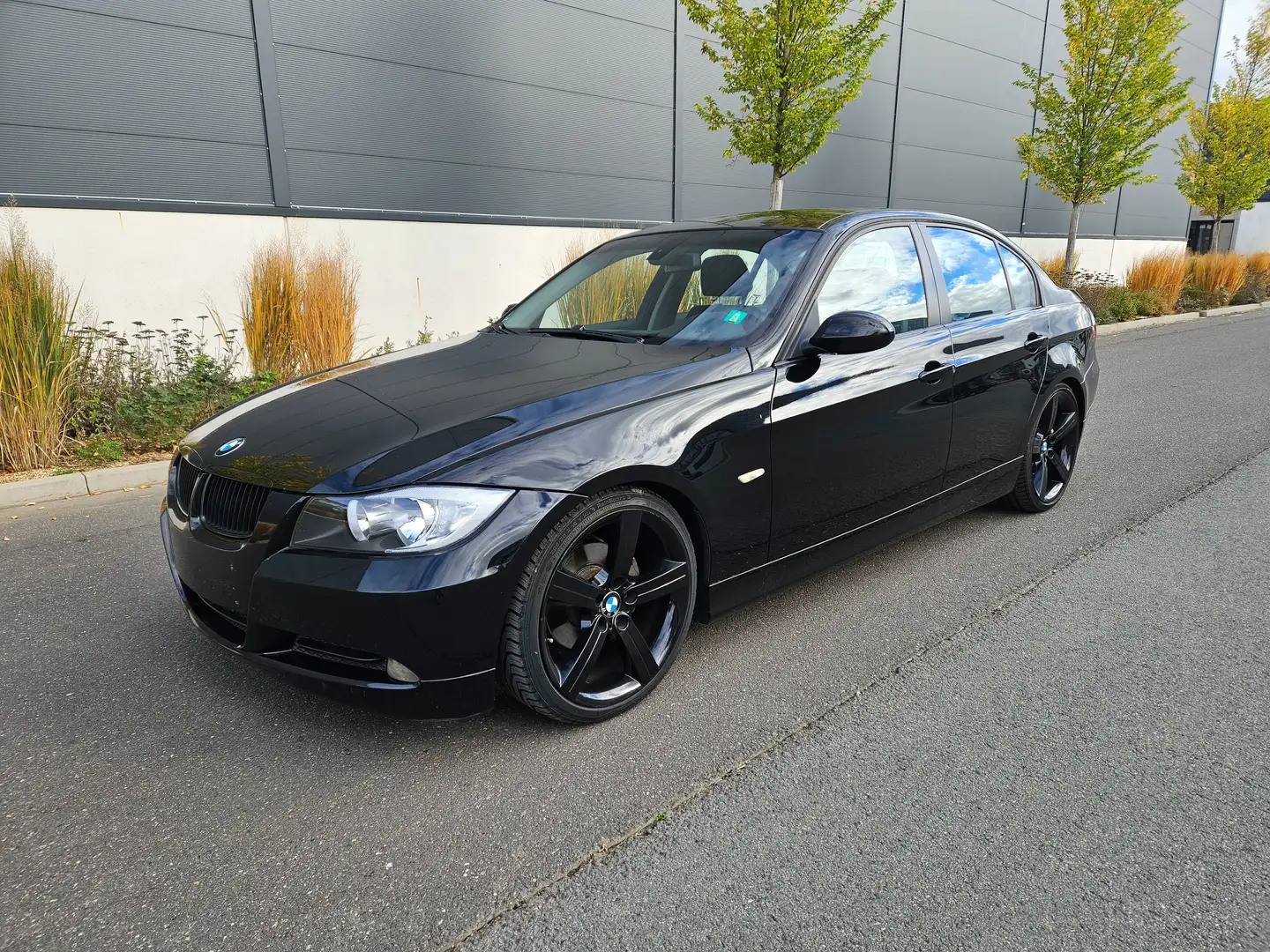 BMW 318 318i Scheckheft Klima LED Sport COC 19Zoll Schwarz - 1