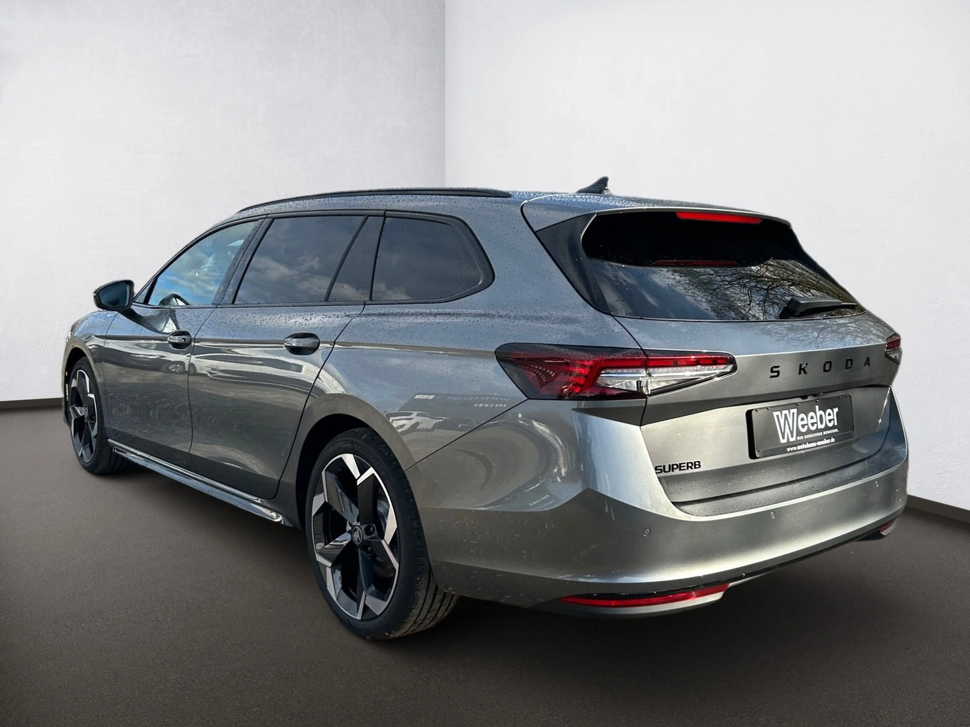 Skoda Superb COMBI 2.0 TSI DSG Sportline HeadUp AHK — photo 14