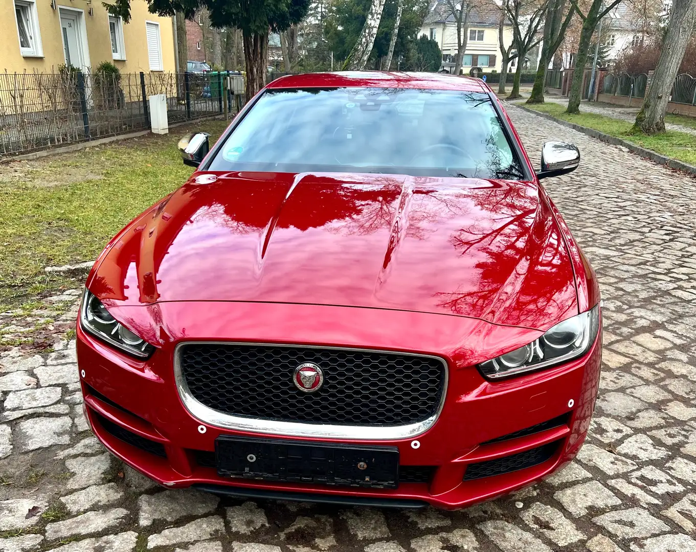 Jaguar XE Pure NAVI/KAMERA/ALLWETTER Rouge - 2