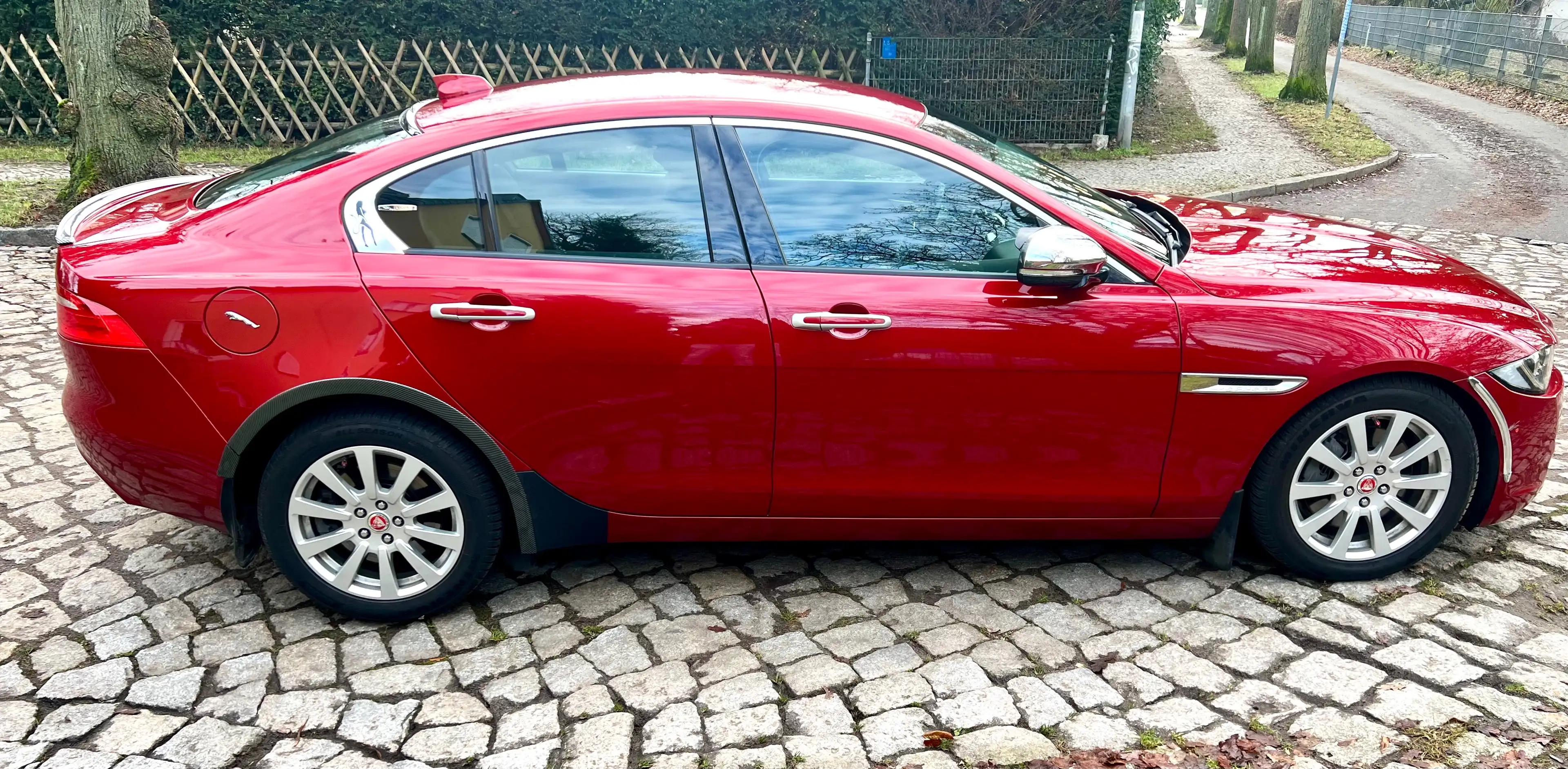 Jaguar XE Pure NAVI/KAMERA/ALLWETTER — photo 10