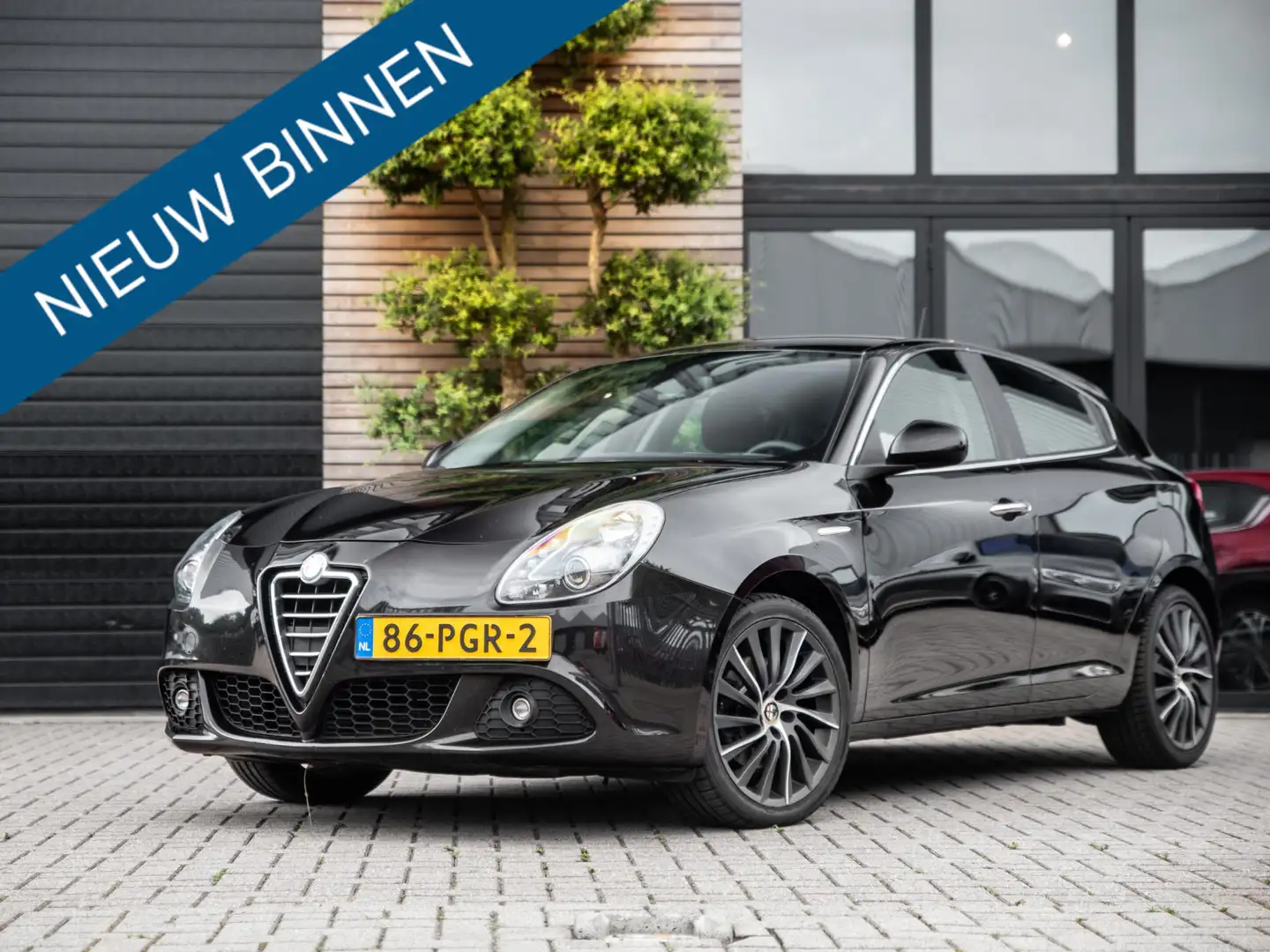 Alfa Romeo Giulietta 1.4 T Distinctive Cruise AC 18 Inch Noir - 1