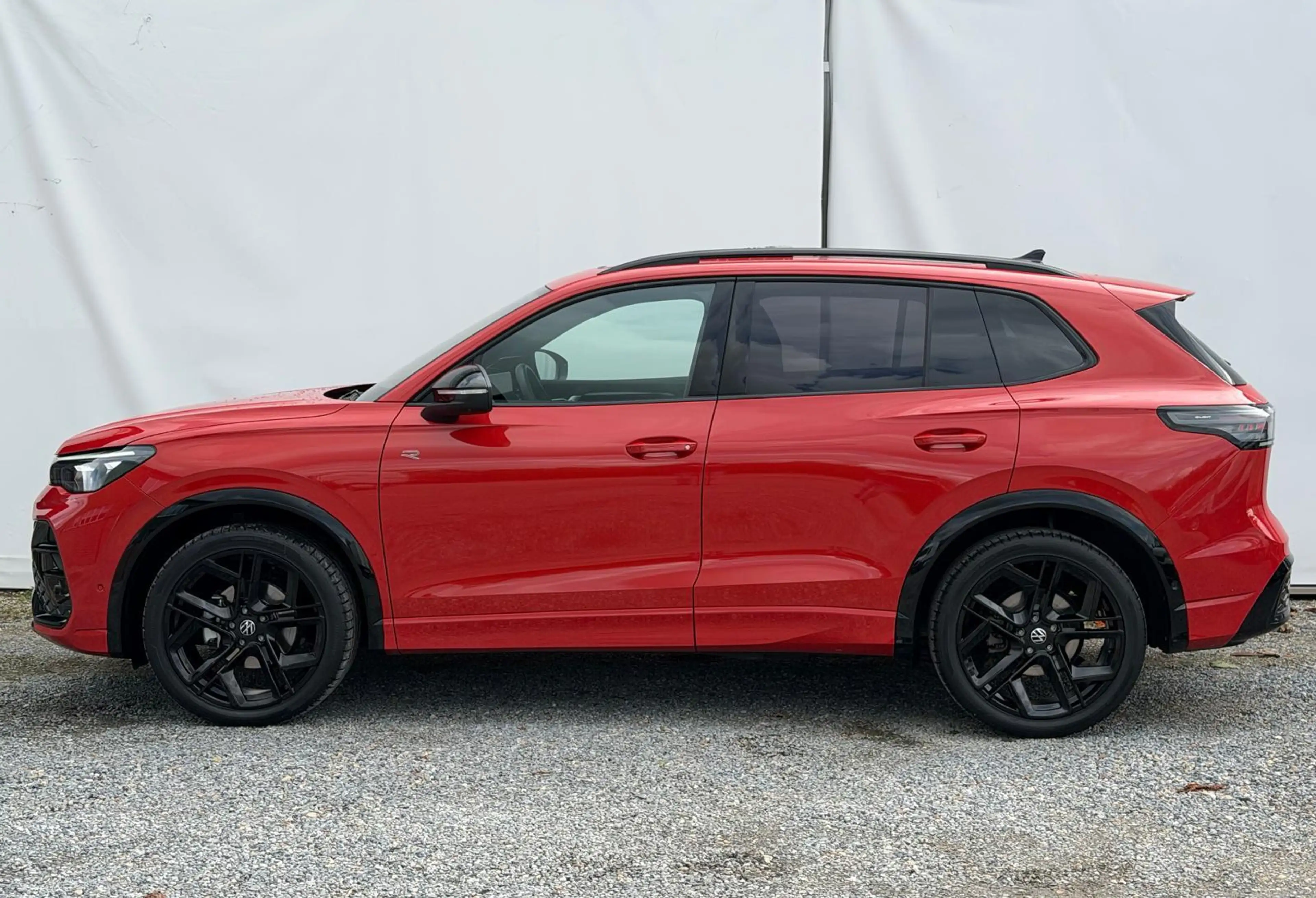 Volkswagen Tiguan 1.5 eTSI R-Line Edition | Pano | 360 Camera | Harm — photo 4