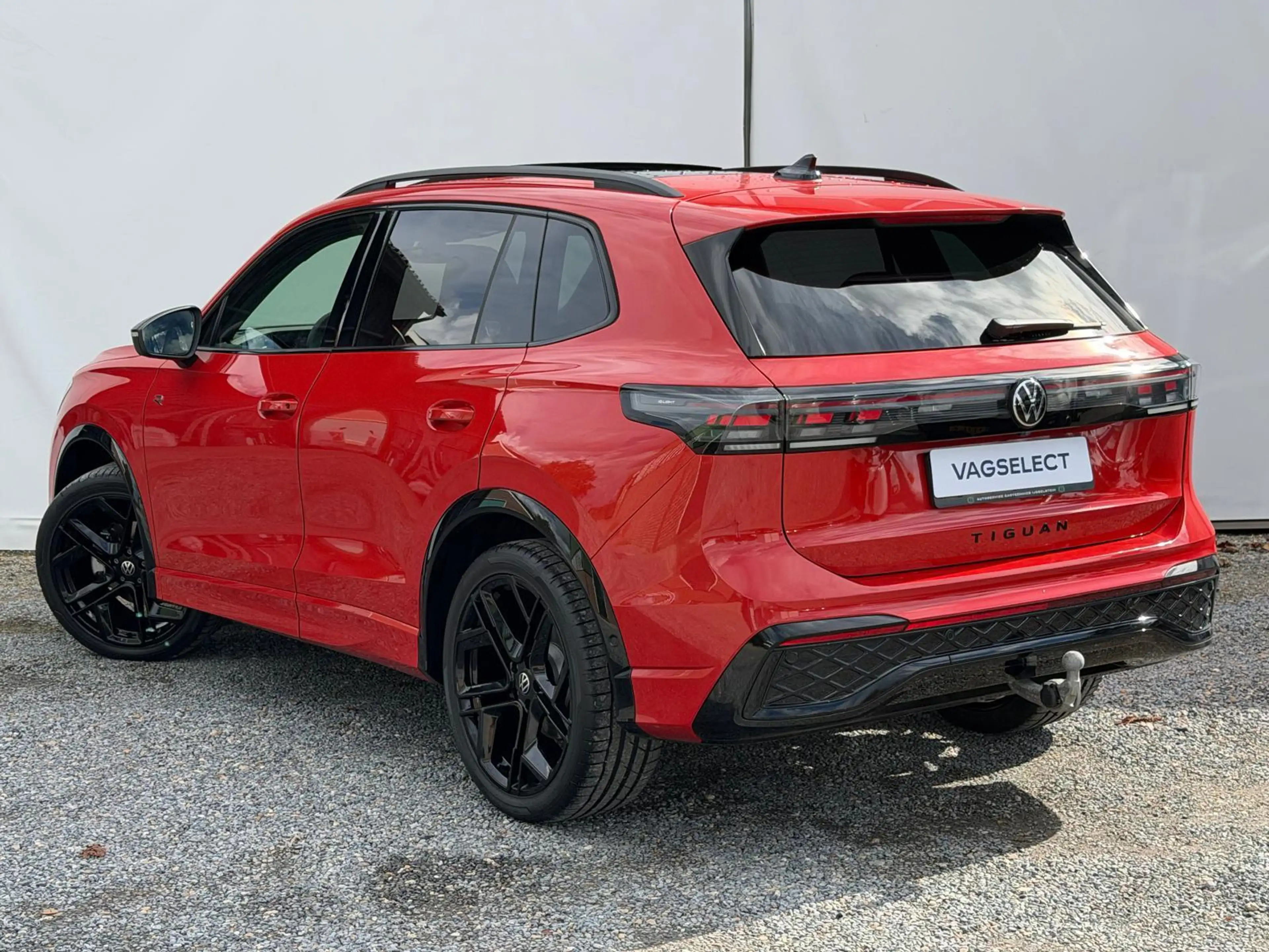 Volkswagen Tiguan 1.5 eTSI R-Line Edition | Pano | 360 Camera | Harm — photo 2