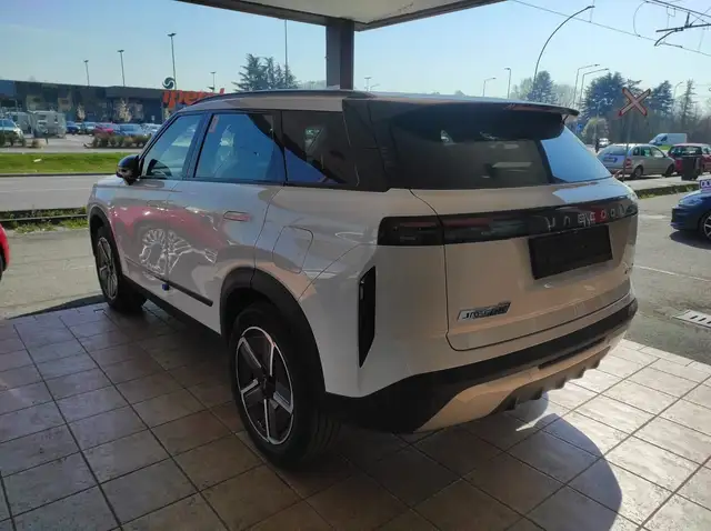 Jaecoo J7 view 4