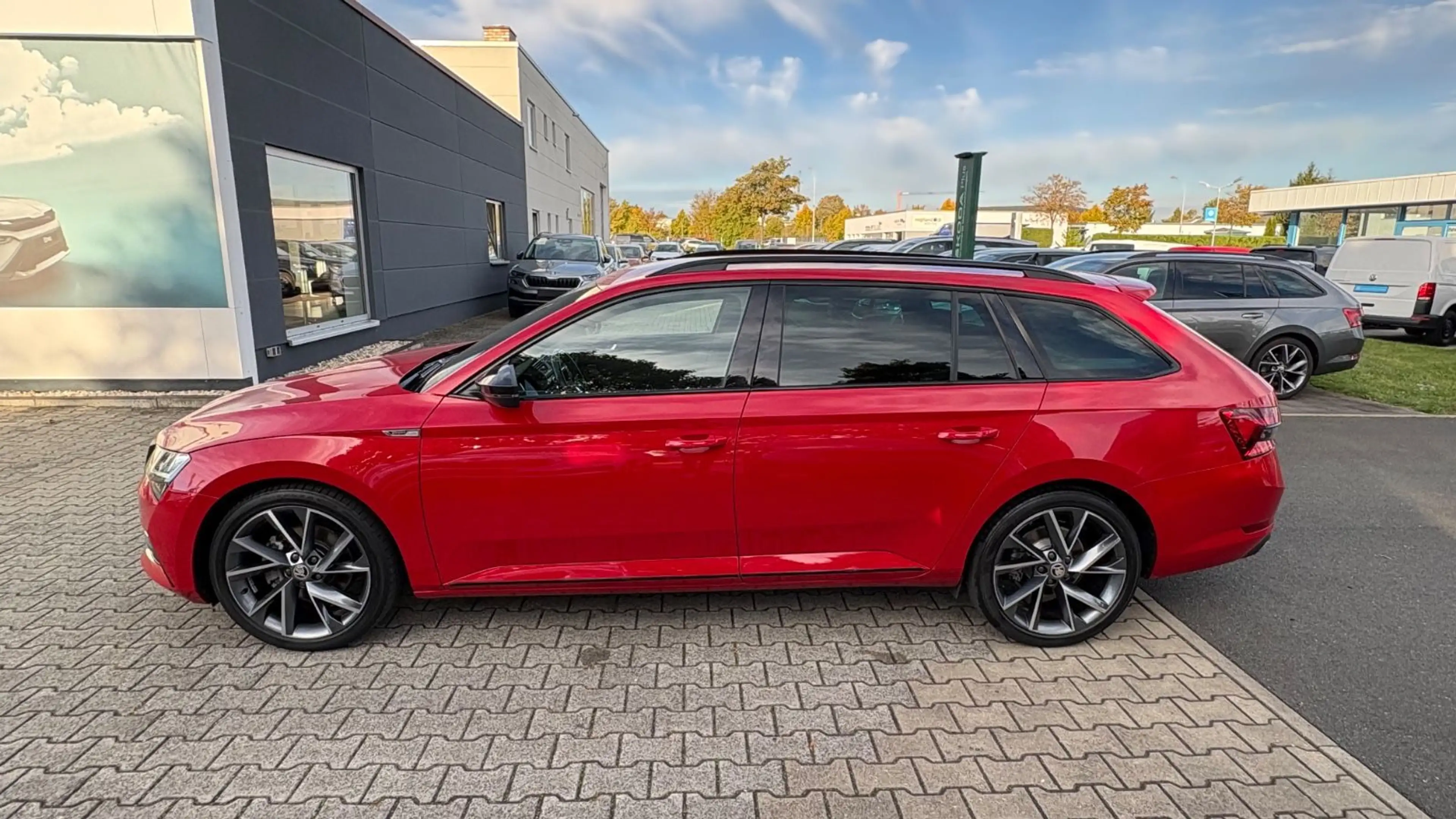 Skoda Superb Combi Sportl. 2.0 TSI KAMERA,DCC,ACC,LED — photo 2