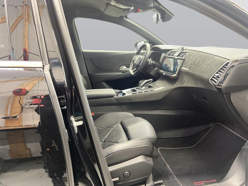 DS Automobiles DS 7 E-Tense 225 kW Performance Line + 4x2 — photo 12