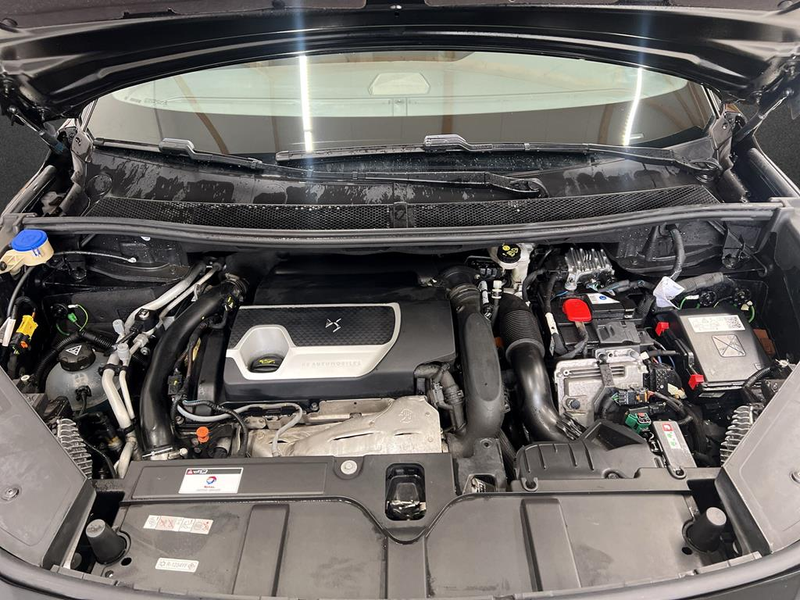 DS Automobiles DS 7 E-Tense 225 kW Performance Line + 4x2 — photo 7