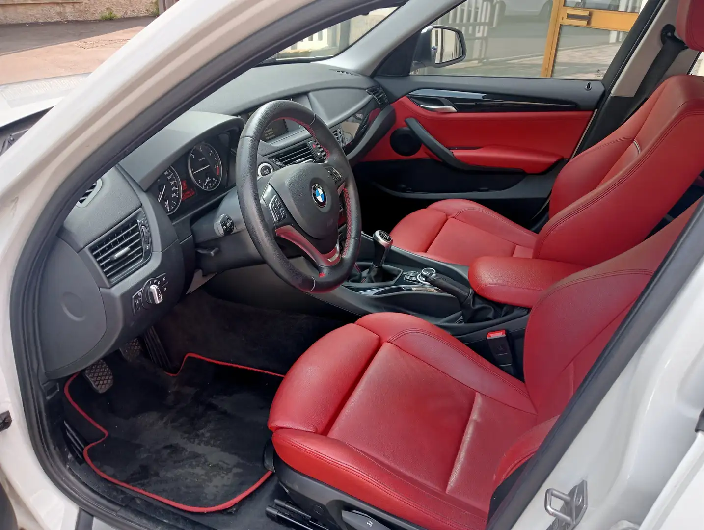 BMW X1 X1 sdrive18d Msport Bianco - 2