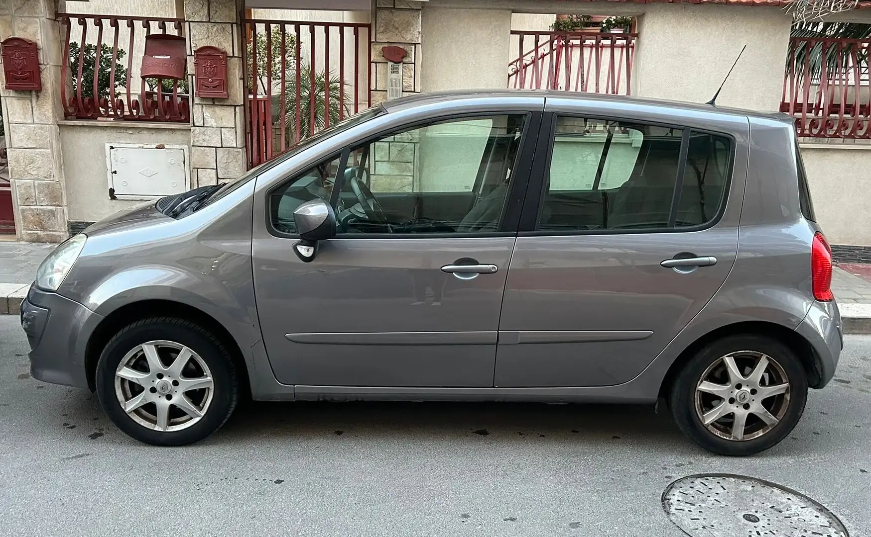 Renault Modus 1.2 16v Dynamique - 1