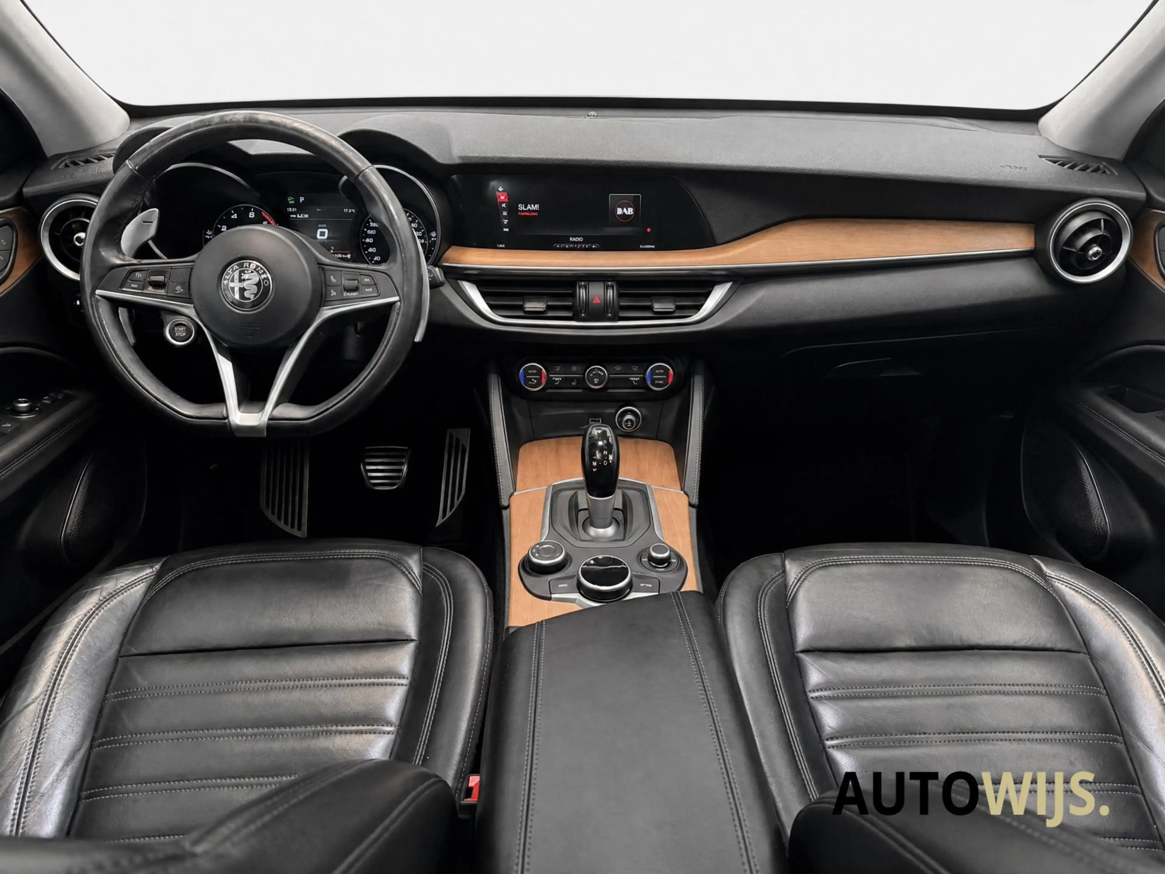 Alfa Romeo Stelvio 2.0 T AWD First Edition|280PK|PANO|CAMERA|LEDER|NL — photo 3