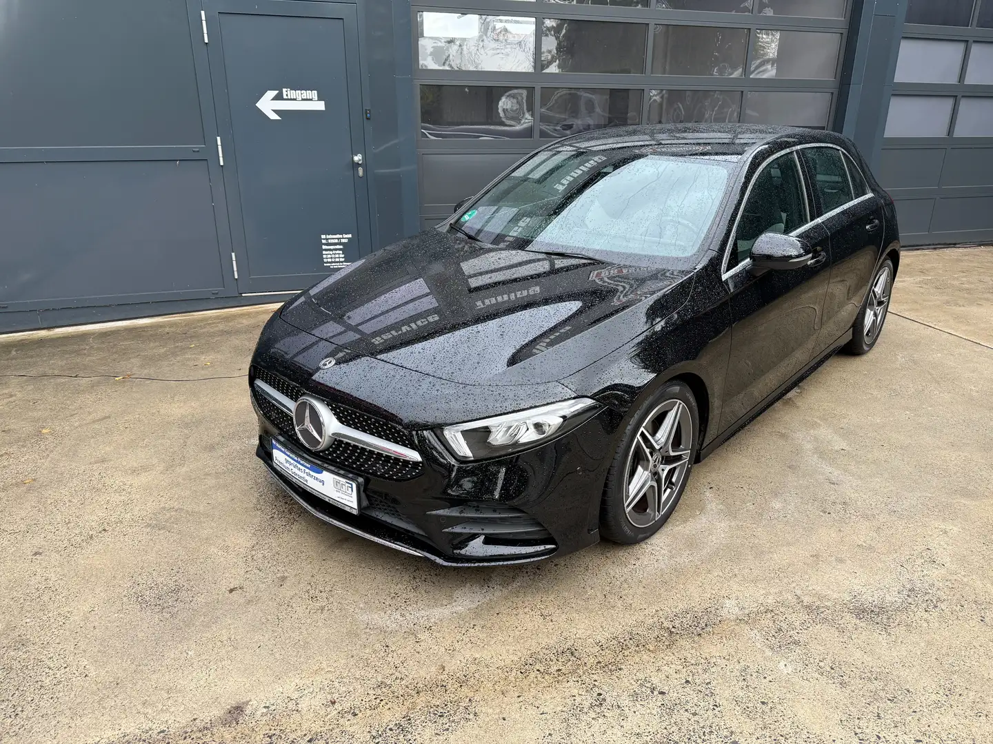Mercedes-Benz A 200 AMG LINE AMBIENTE LED SITZBELÜFTUNG GARANTIE Noir - 2
