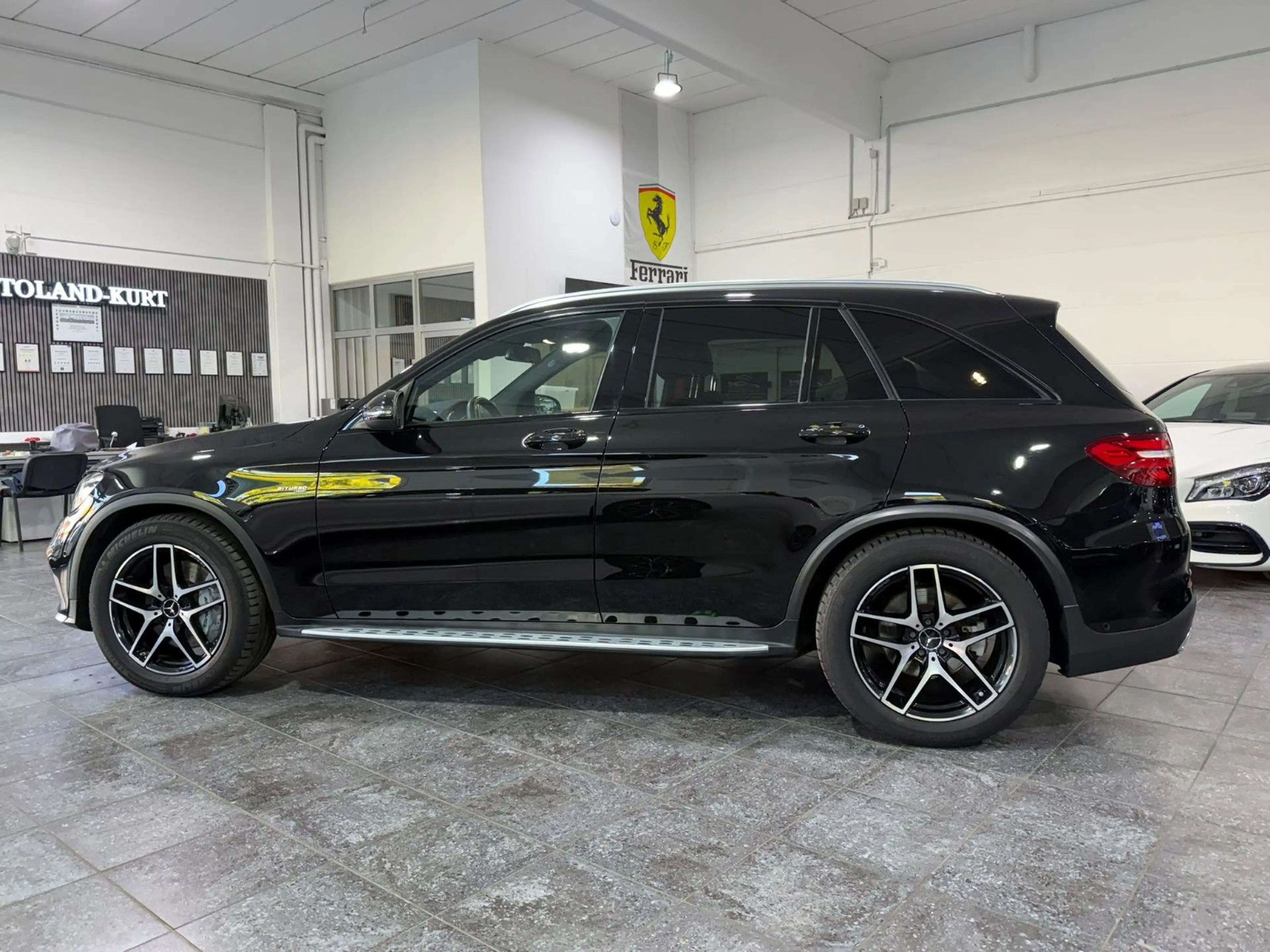 Mercedes-Benz GLC 43 AMG *4Matic*AHK*2.Hd*ILS*Navi*RFK*Airmatic — photo 9