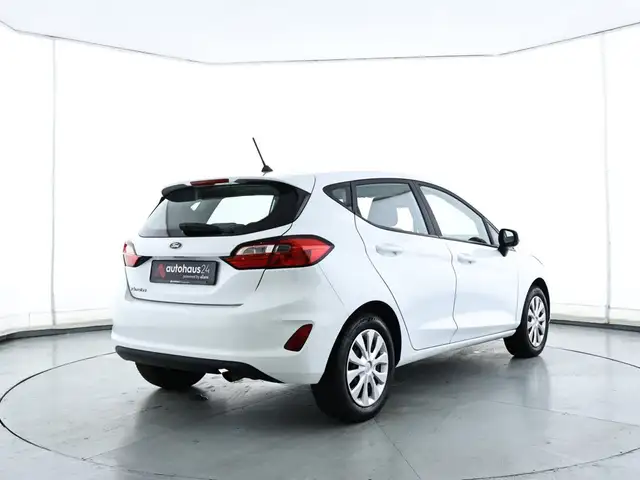 Ford Fiesta view 5