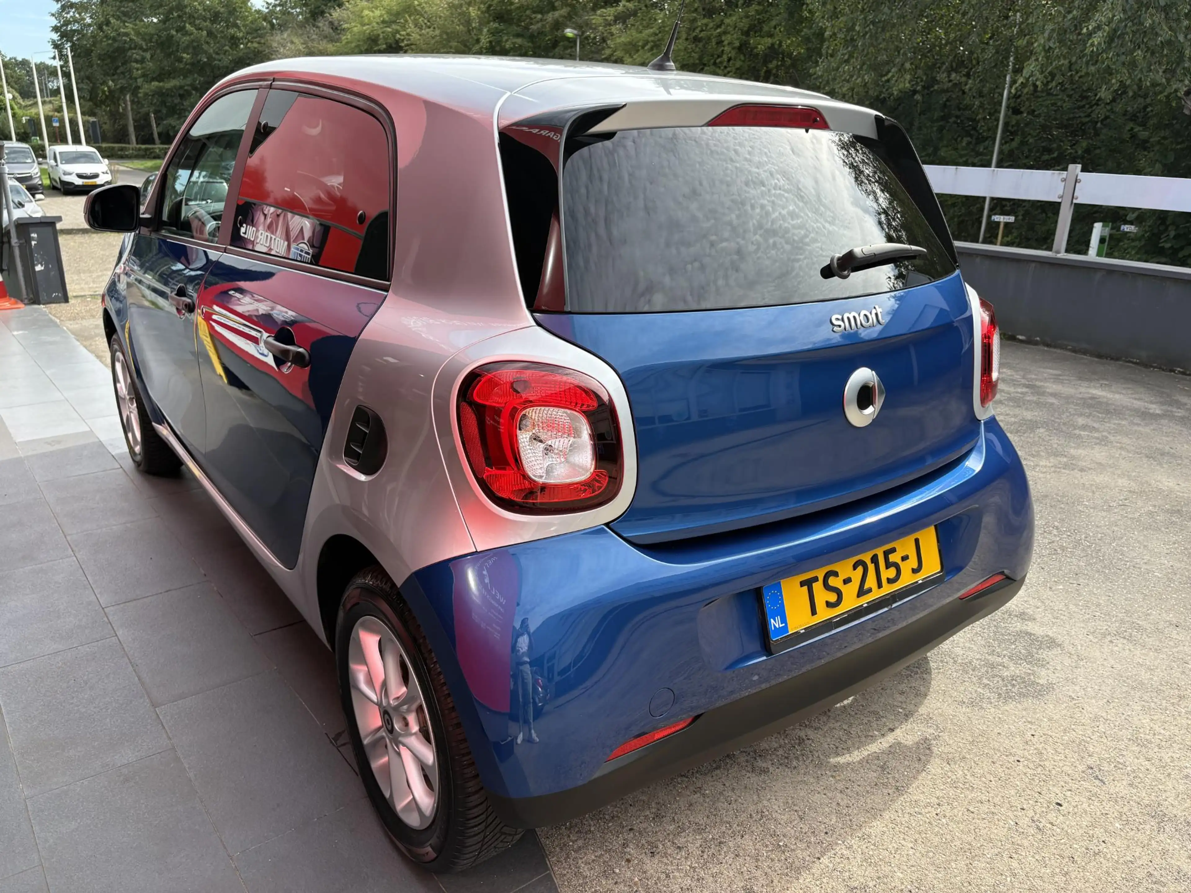 smart forFour 1.0 Business Solution Automaat RIJKLAAR — photo 4