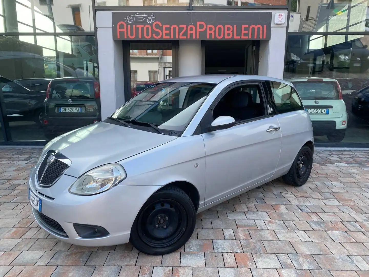 Lancia Ypsilon Ypsilon 1.2 8v Argento Argento - 1