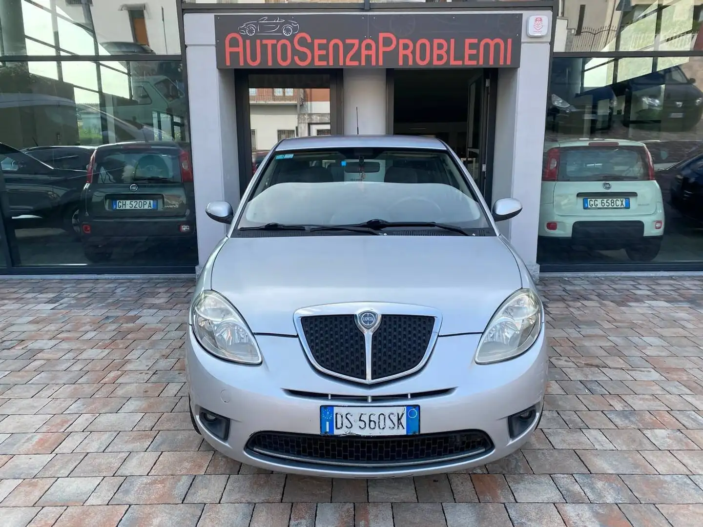 Lancia Ypsilon Ypsilon 1.2 8v Argento Argento - 2