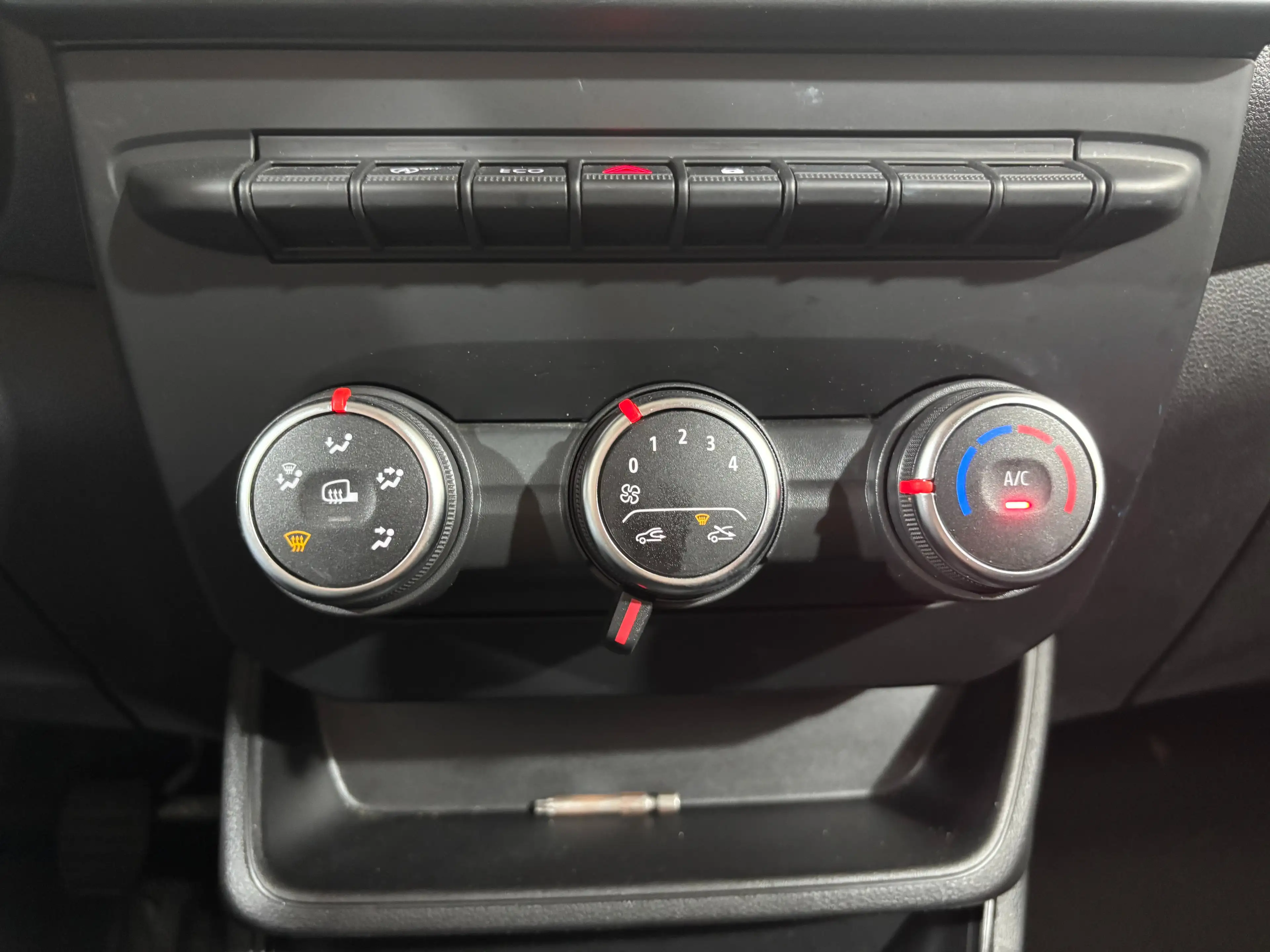 Renault Express 1.5 dCi * TVA * Galerie de toit * Clim — photo 13